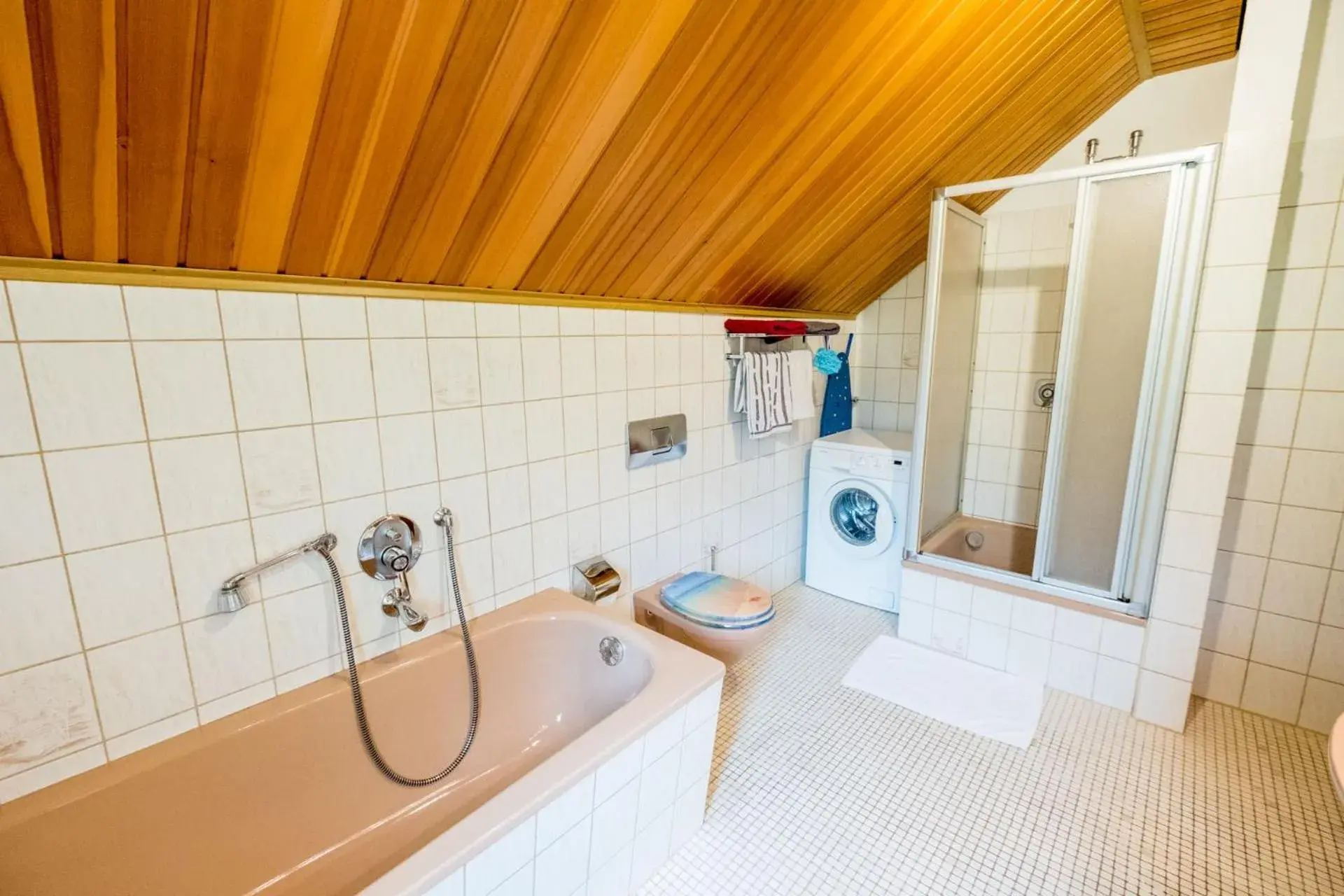 Photo of the whole room, Bathroom in Haus Fernblick