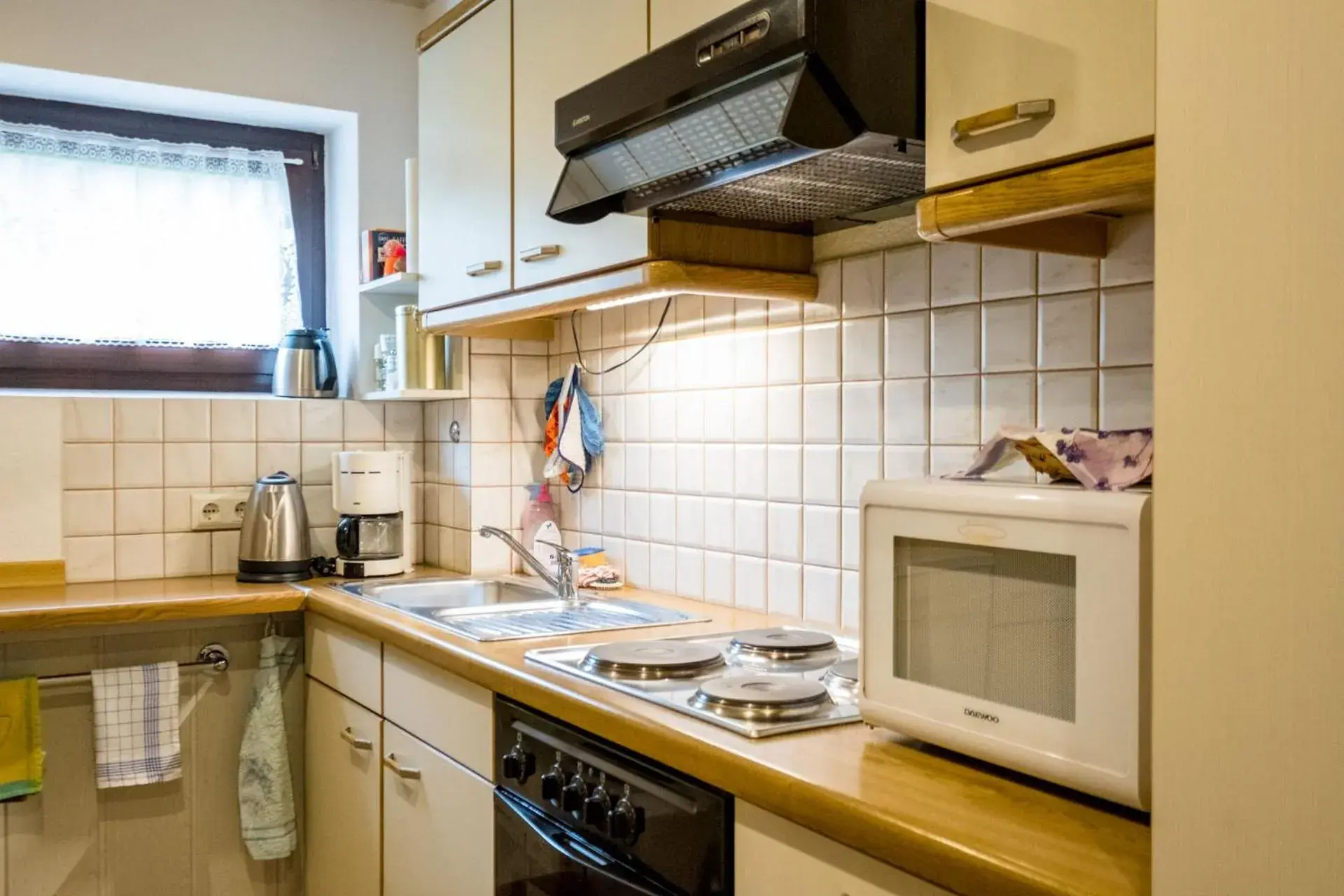 Photo of the whole room, Kitchen/Kitchenette in Haus Fernblick