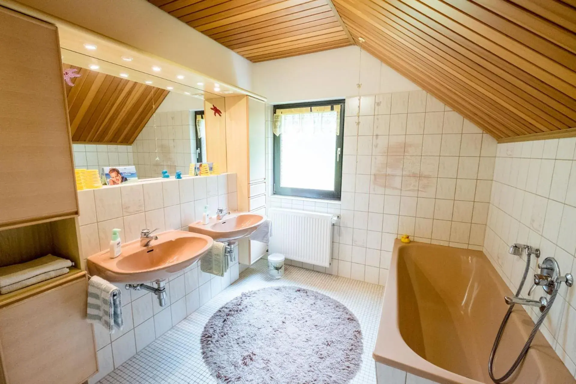 Photo of the whole room, Bathroom in Haus Fernblick