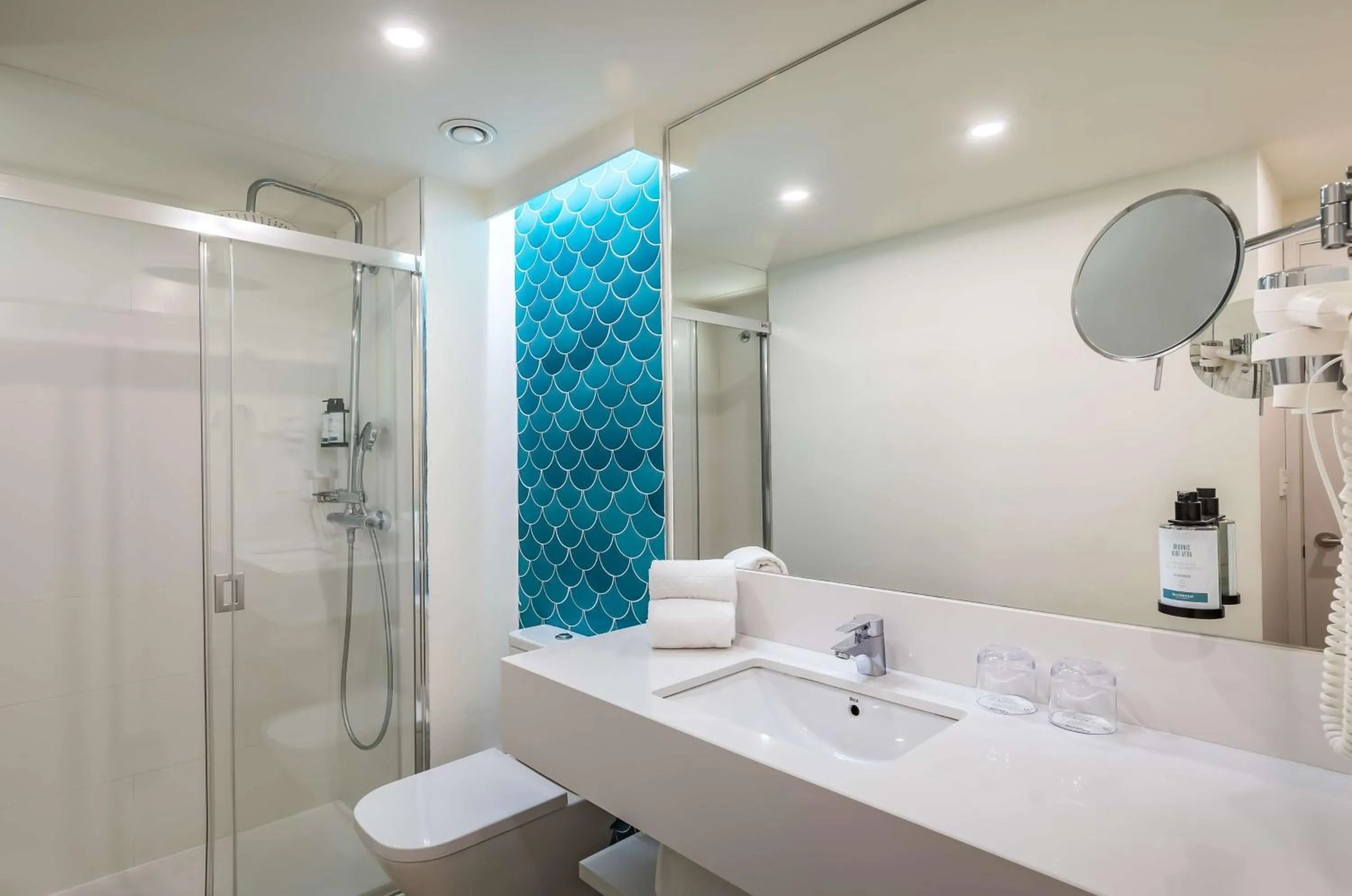 Bathroom in Occidental Torremolinos Playa