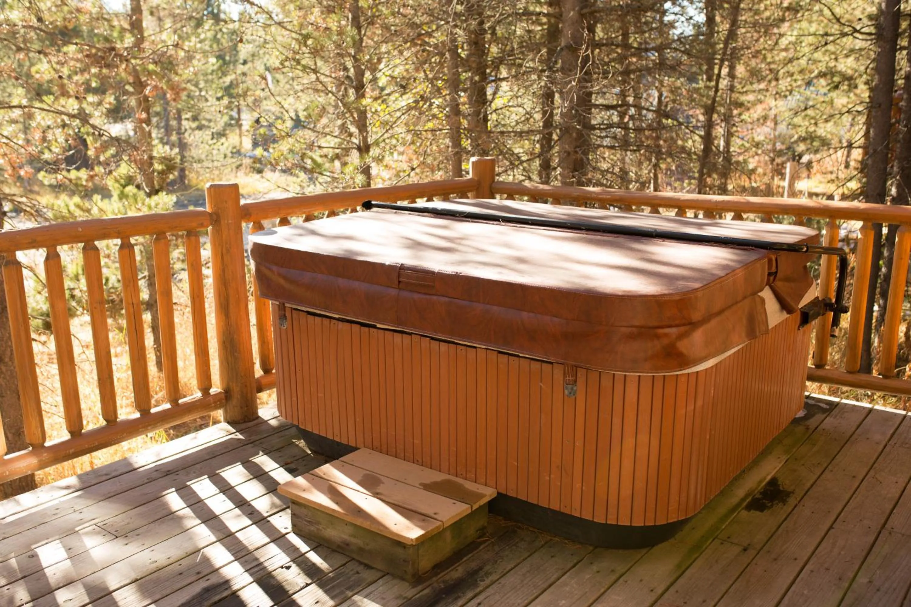 Hot Tub in The Pines at Island Park