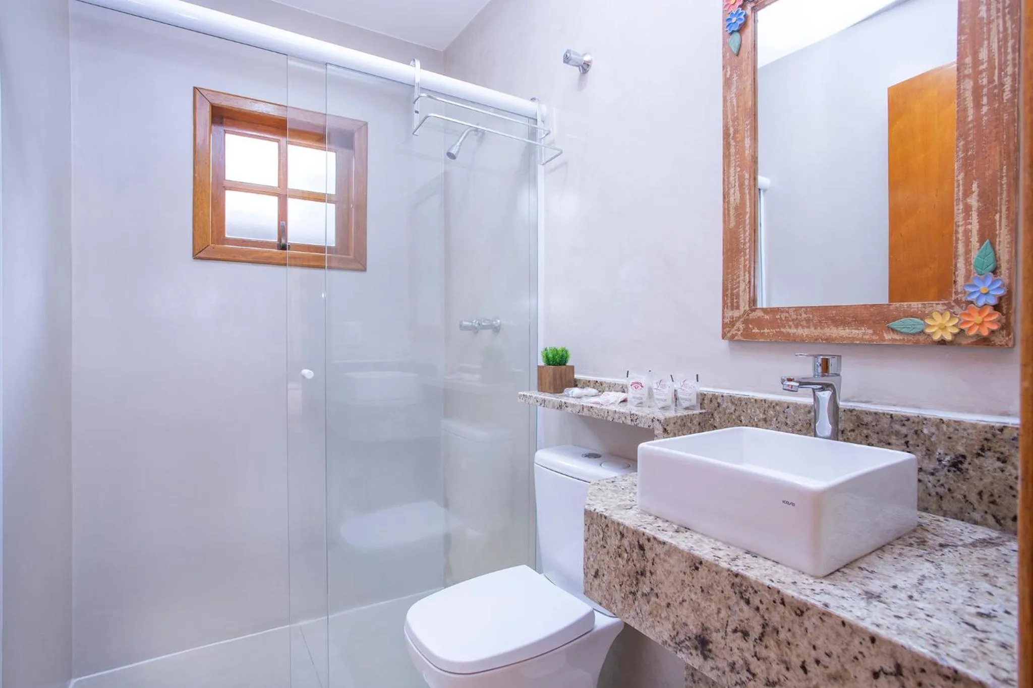 Shower in Pousada das Videiras