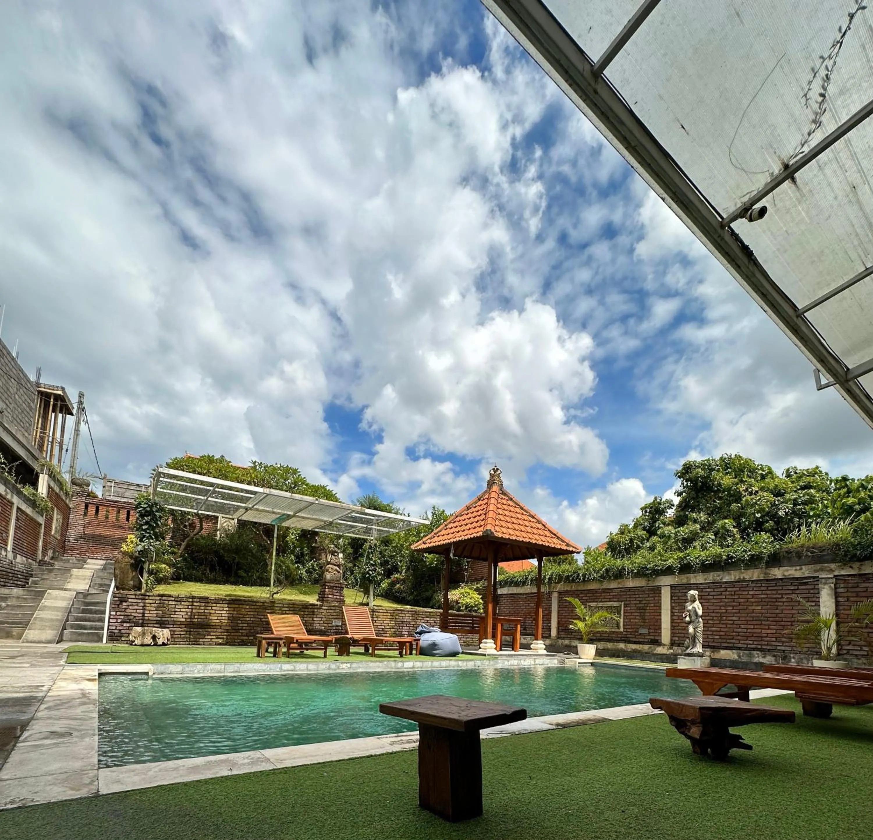 Oka's Guest House Canggu