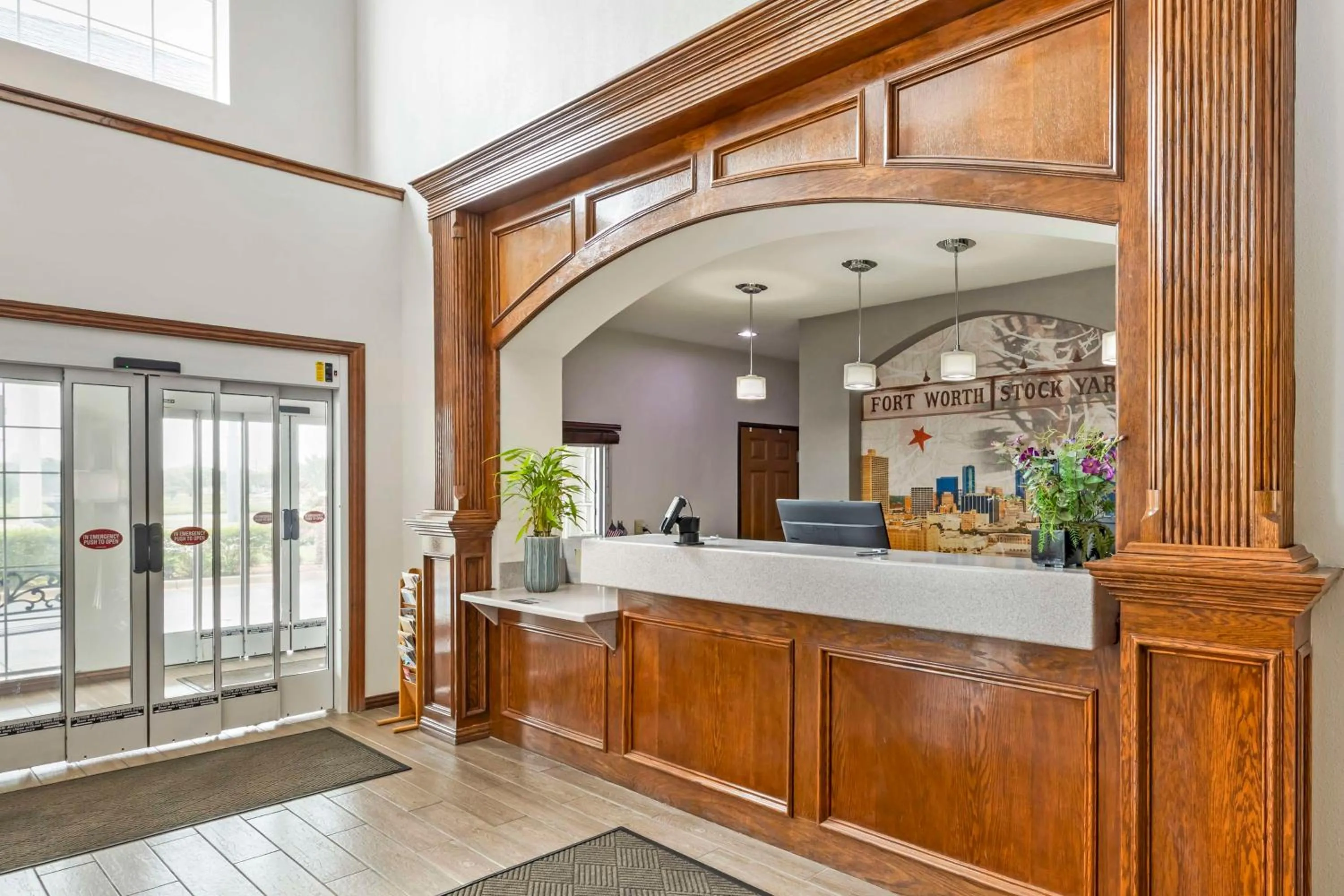 Lobby or reception in Best Western Fort Worth Inn & Suites