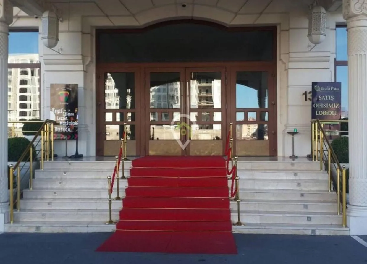 Facade/entrance in FALCON PalaS OTEL