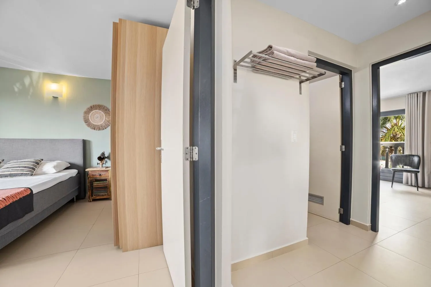 Property building, Bed in Oasis guesthouse, Boutique Style Hotel