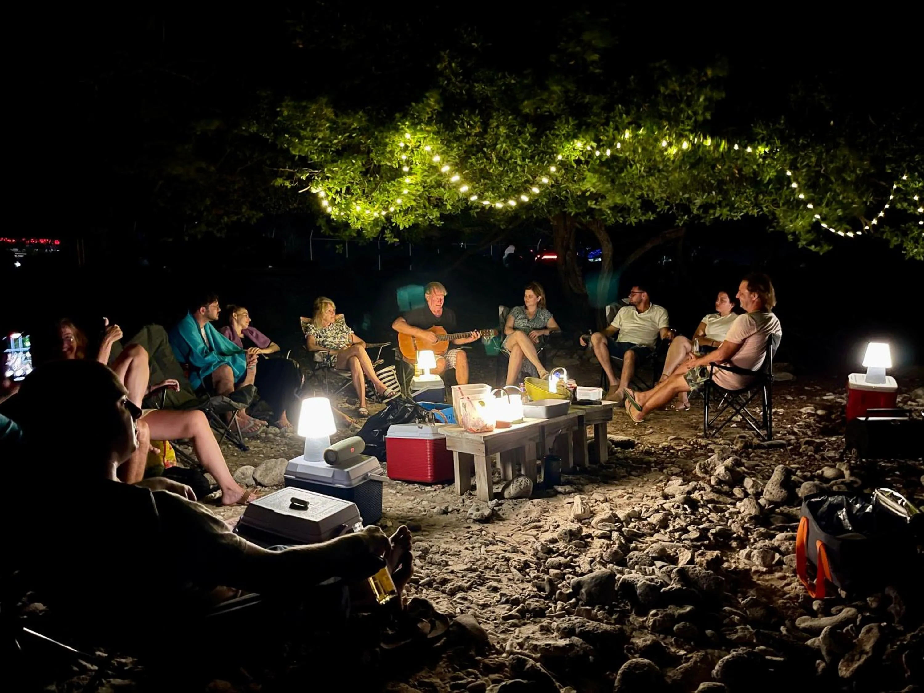 Evening entertainment in Oasis guesthouse, Boutique Style Hotel