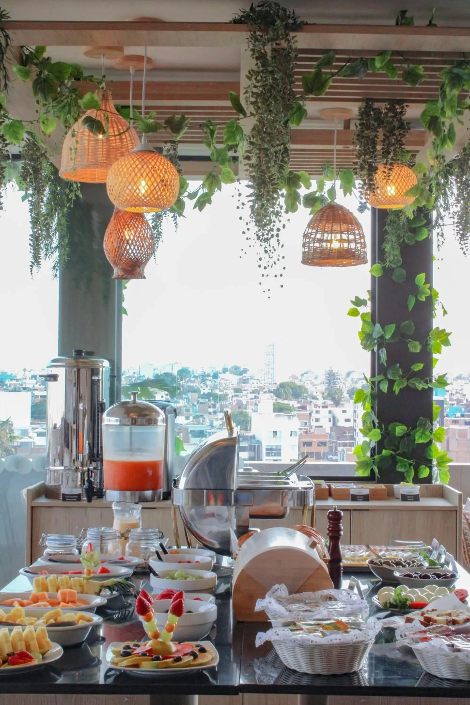 Restaurant/places to eat in Palmetto Hotel Business San Miguel Restaurant/places to eat in Palmetto Hotel Business San Miguel