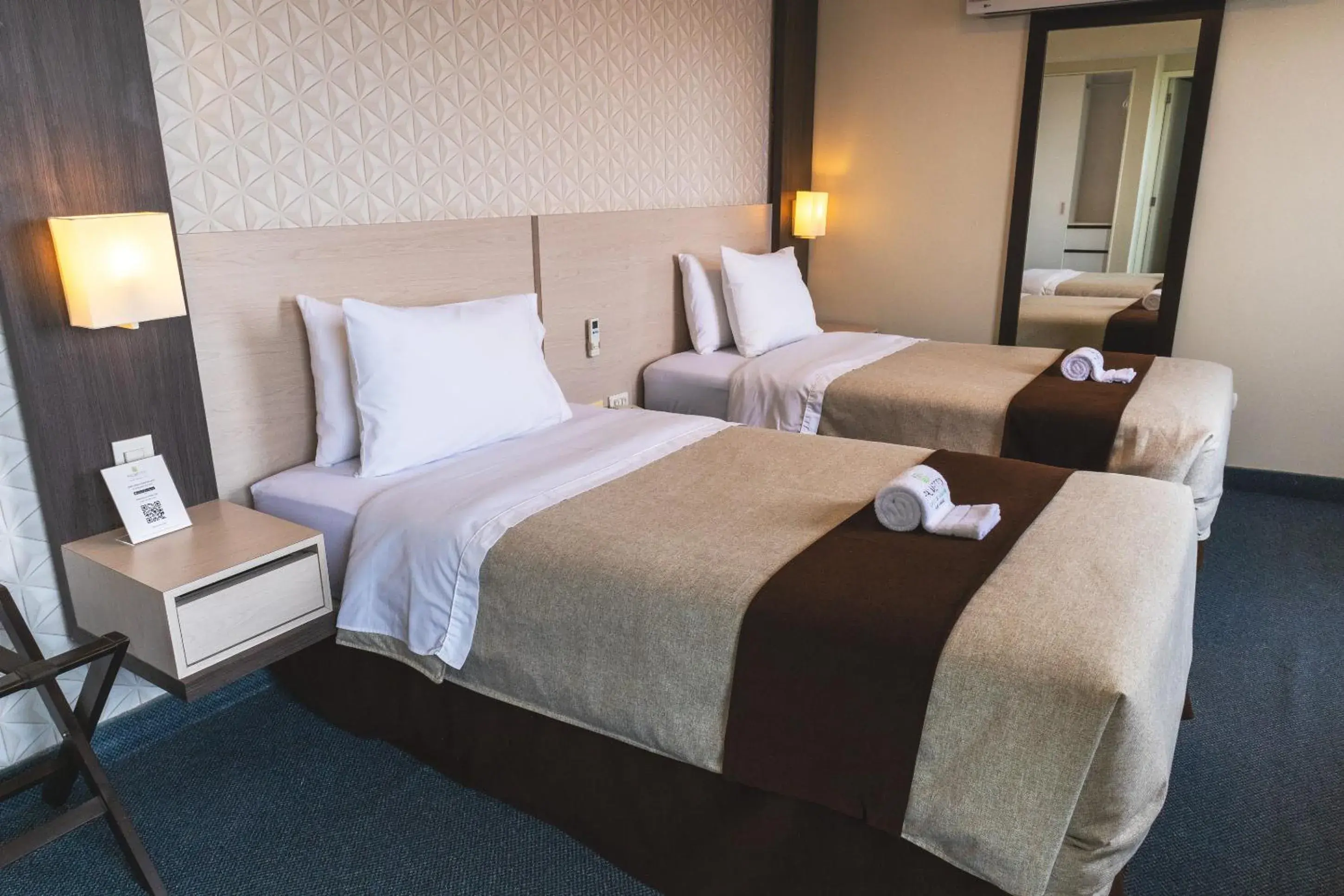 Bedroom, Bed in Palmetto Hotel Business San Miguel Bedroom, Bed in Palmetto Hotel Business San Miguel