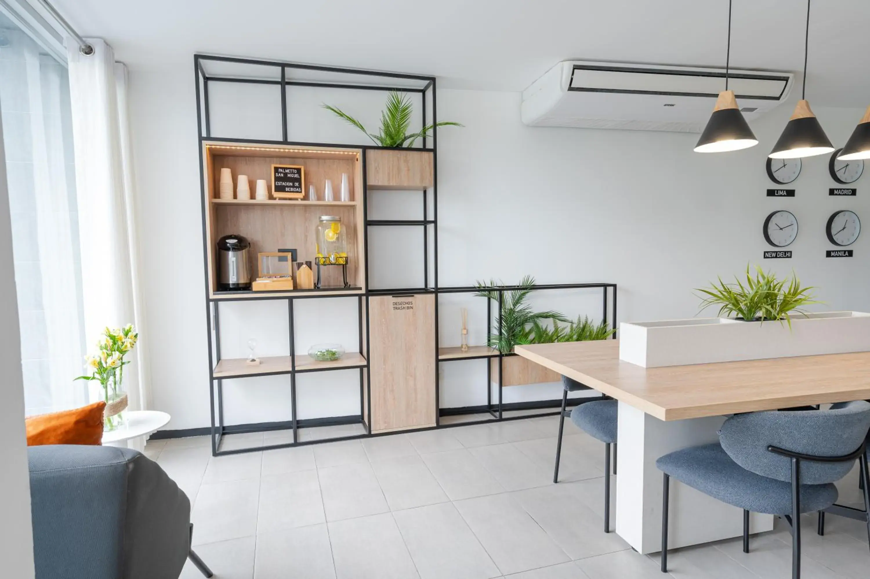 Lobby or reception in Palmetto Hotel Business San Miguel Lobby or reception in Palmetto Hotel Business San Miguel