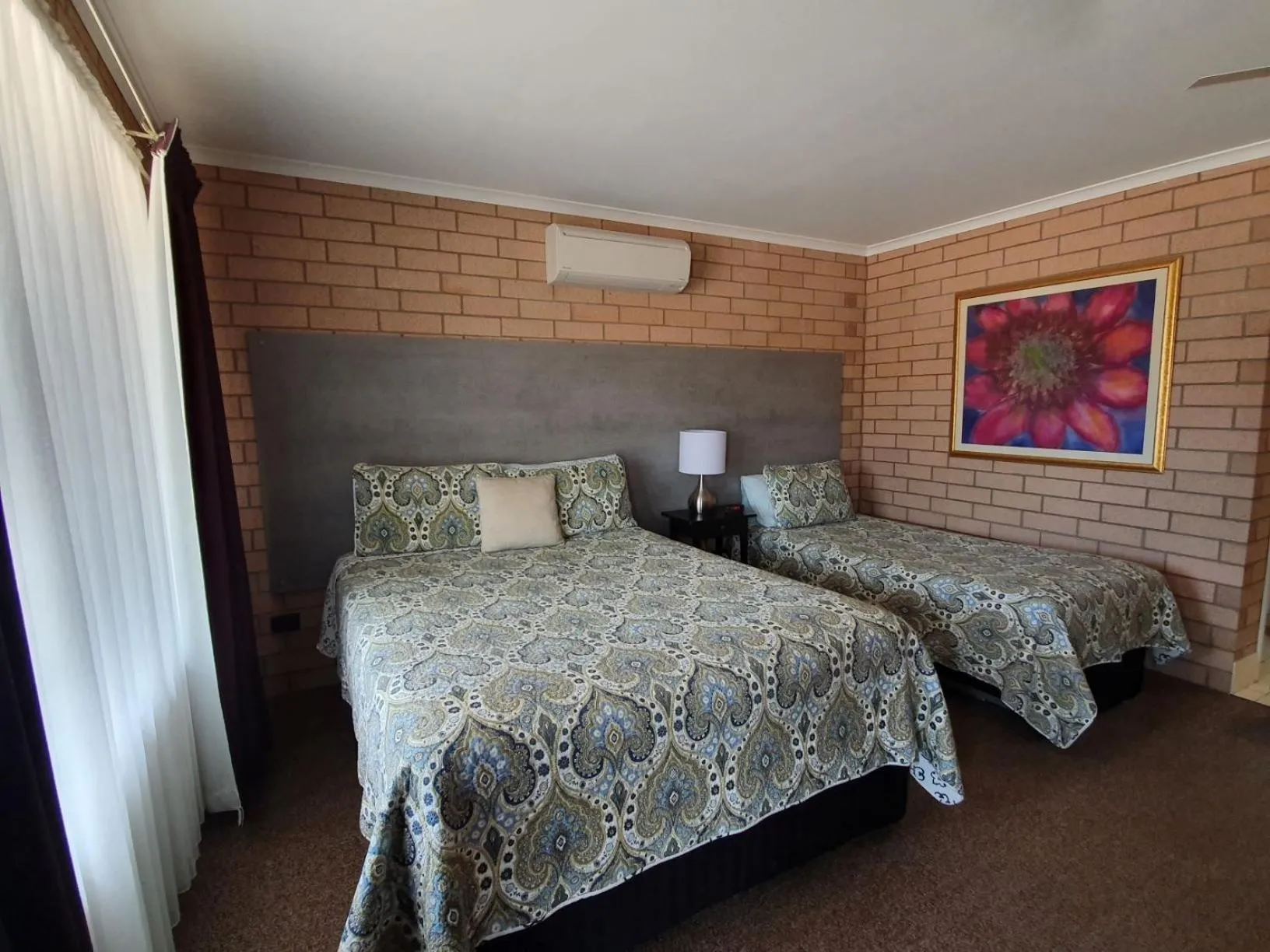 Bed in Streaky Bay Motel and Villas