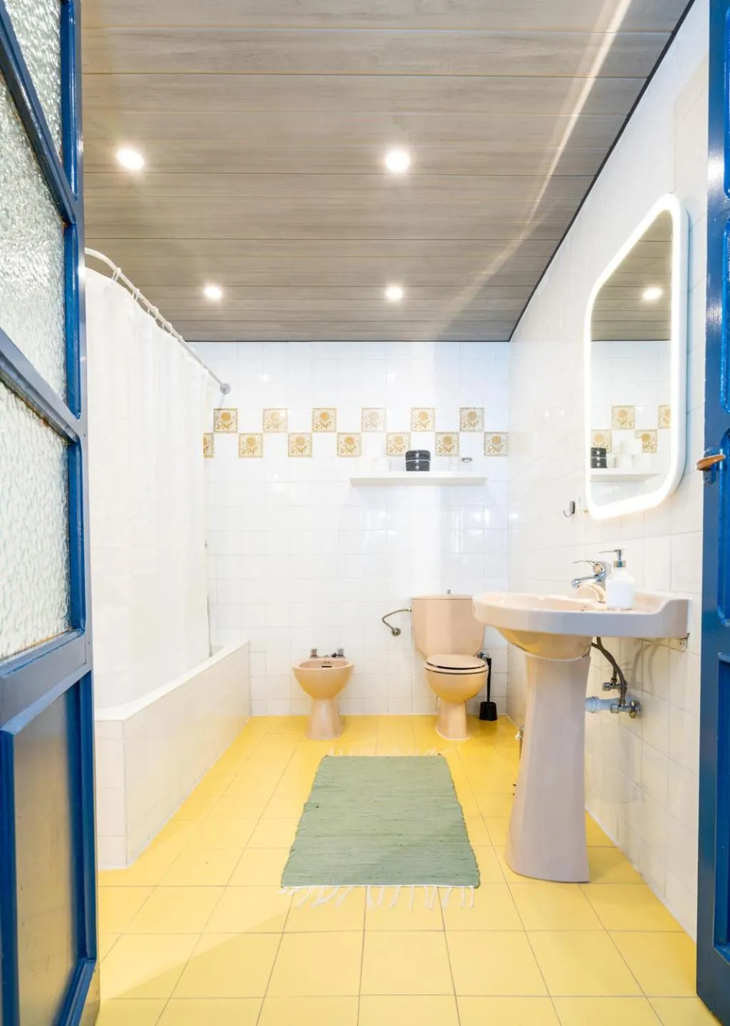 Bathroom in Limonero bnb