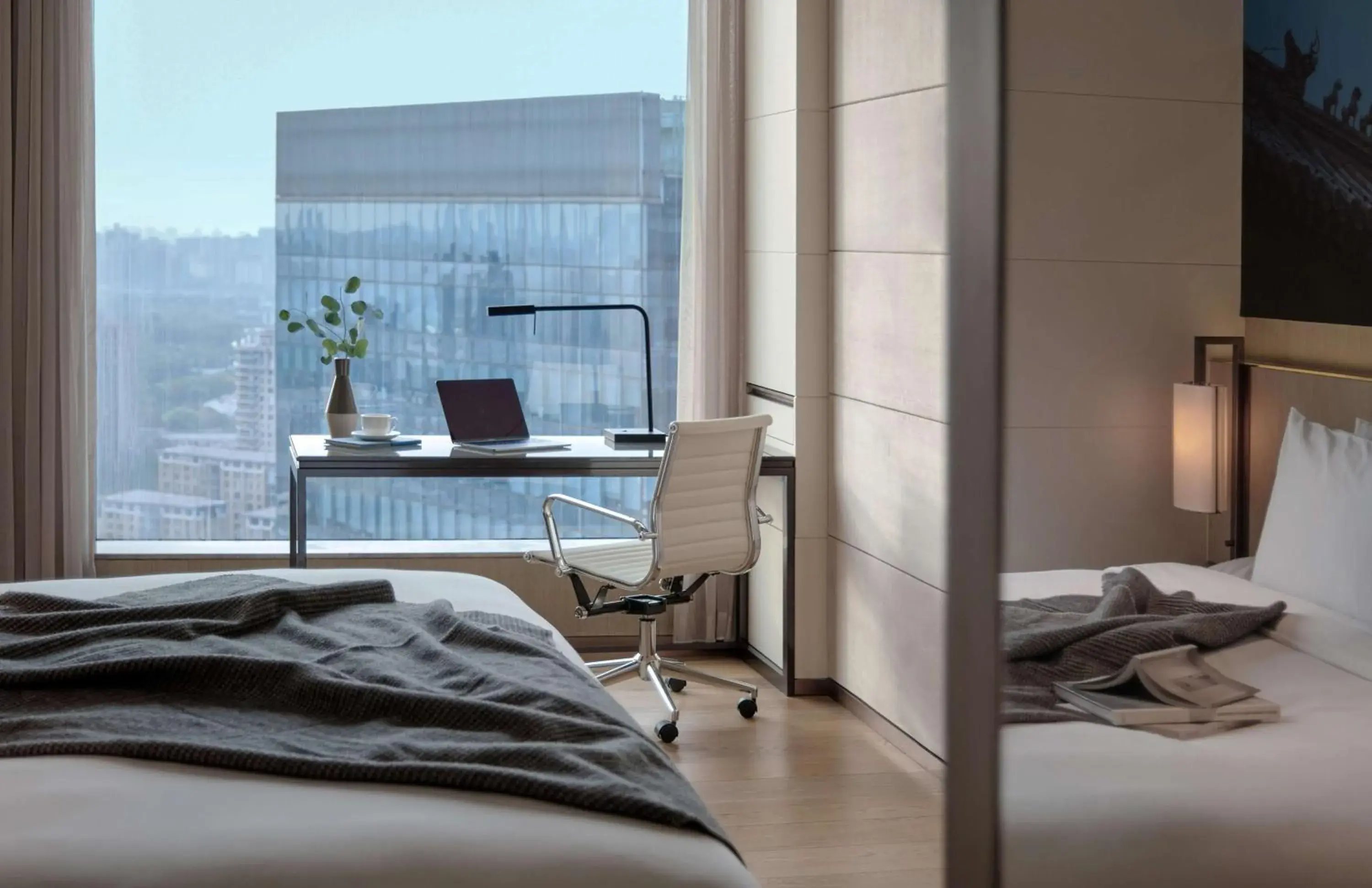 Upstairs Urban King room - single occupancy in East Beijing Upstairs Urban King room - single occupancy in East Beijing