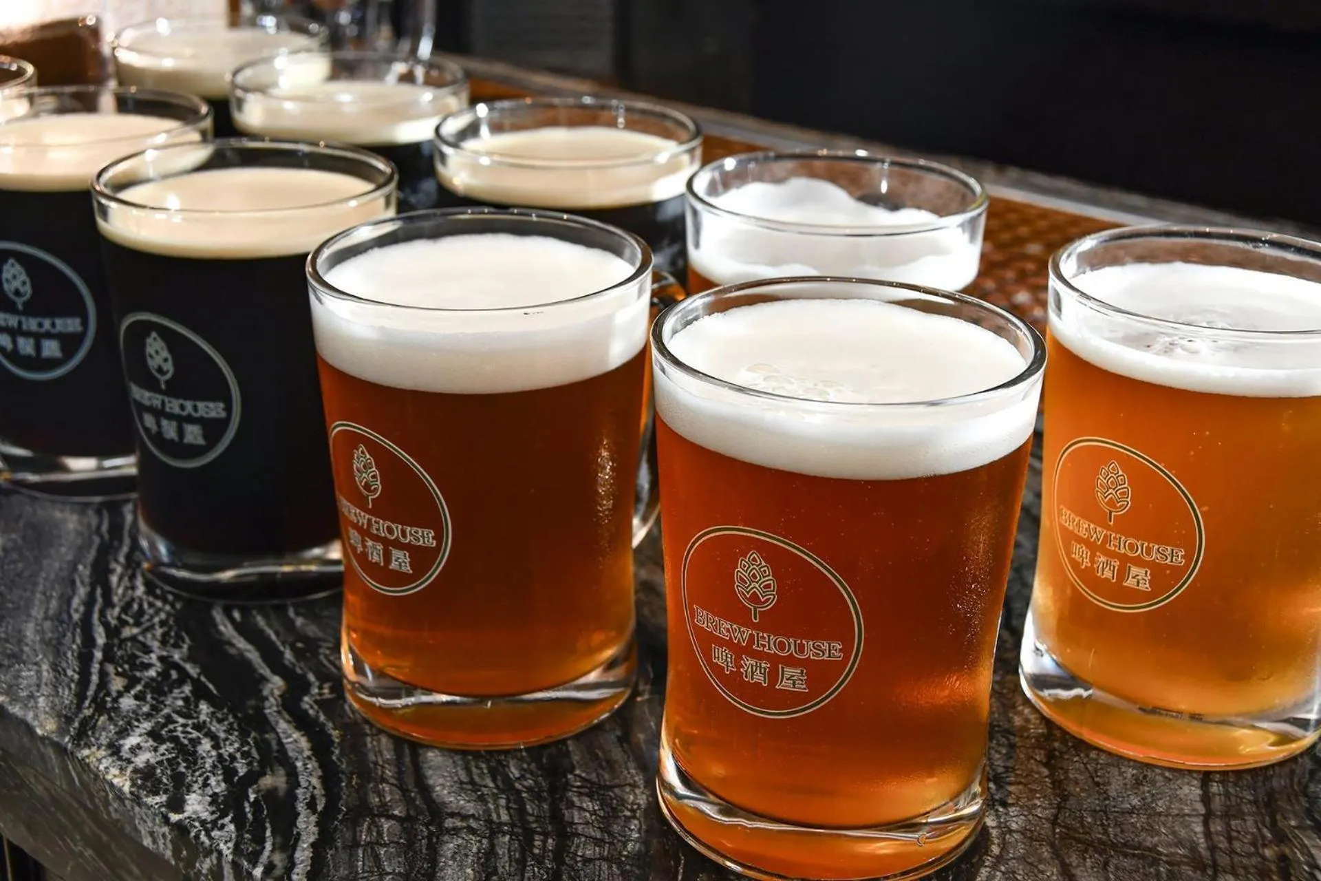 Restaurant/places to eat in Kempinski Hotel Chongqing - Complimentary 500ml Home-Brewed beer voucher upon check-in