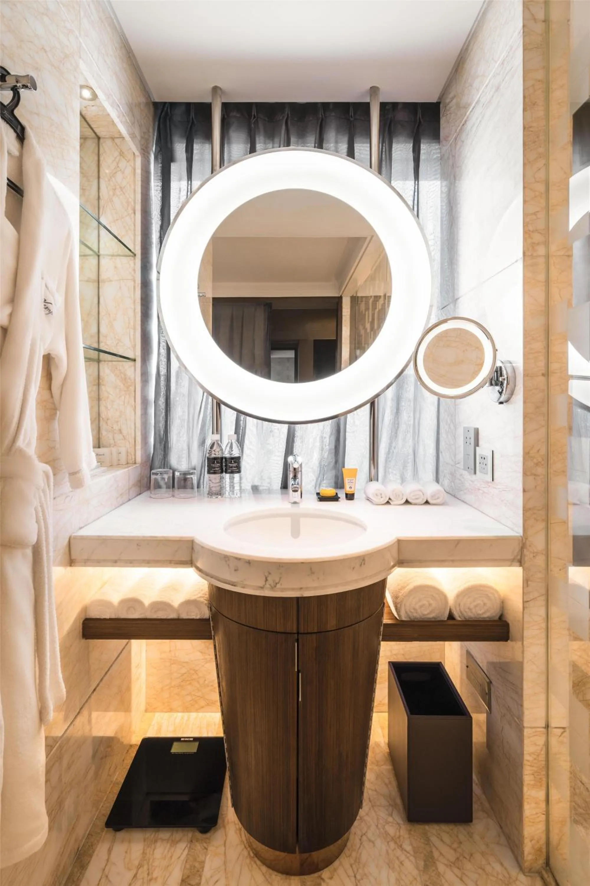 Bedroom in Kempinski Hotel Chongqing - Complimentary 500ml Home-Brewed beer voucher upon check-in