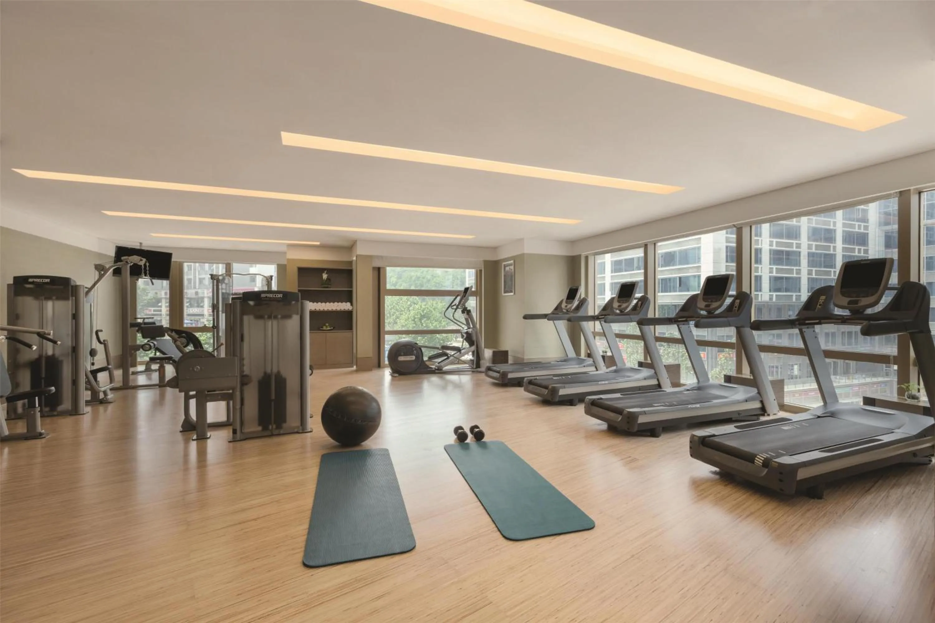 Fitness centre/facilities in Kempinski Hotel Chongqing - Complimentary 500ml Home-Brewed beer voucher upon check-in