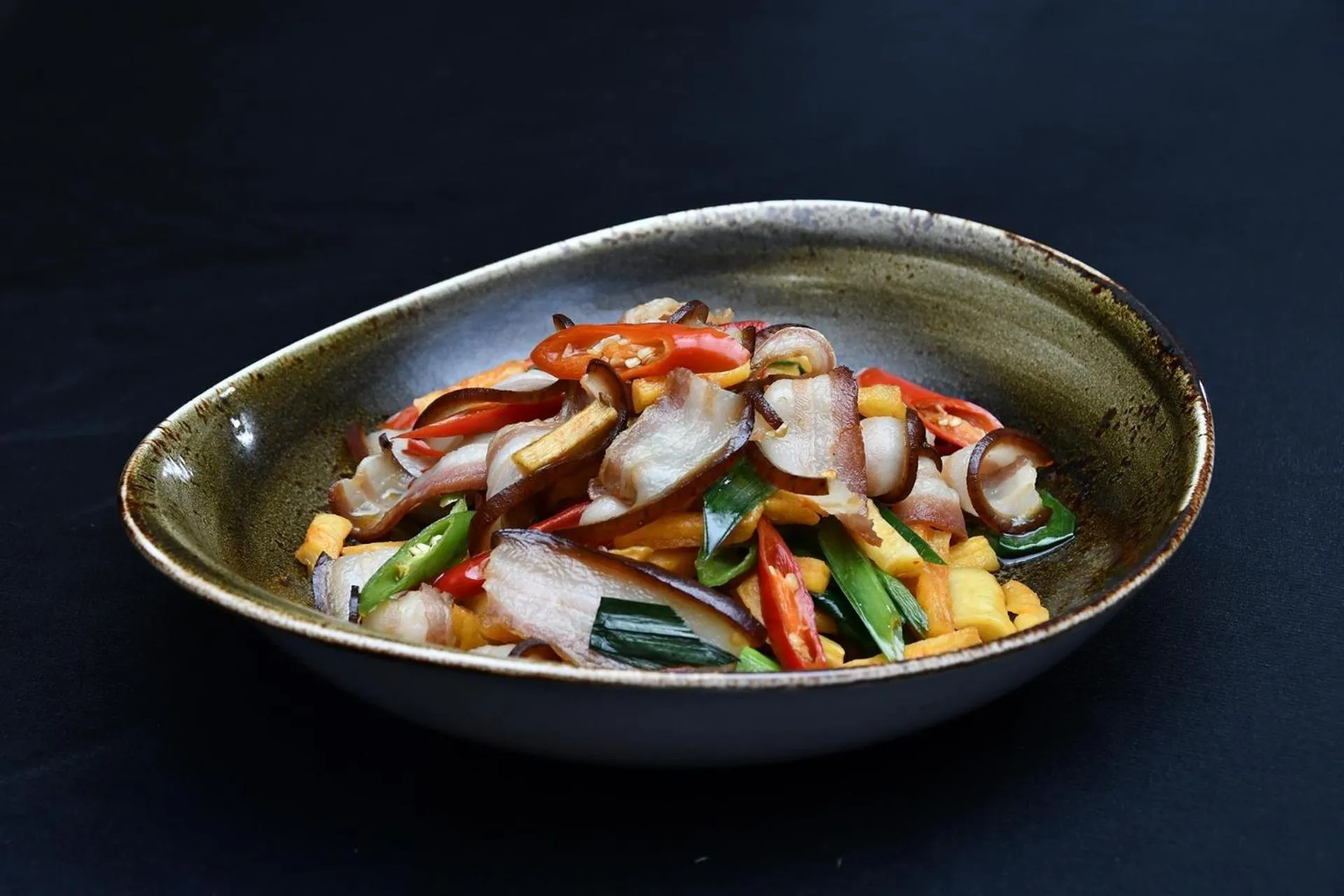 Restaurant/places to eat in Kempinski Hotel Chongqing - Complimentary 500ml Home-Brewed beer voucher upon check-in