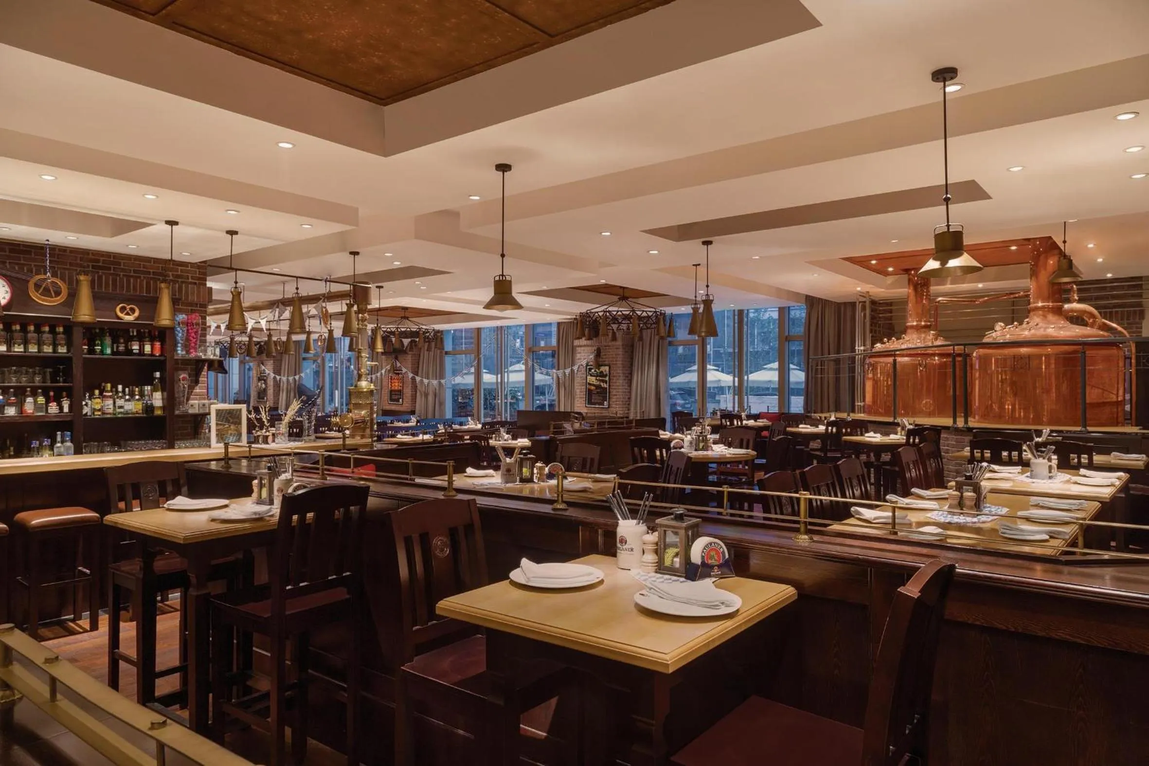 Restaurant/places to eat in Kempinski Hotel Chongqing - Complimentary 500ml Home-Brewed beer voucher upon check-in