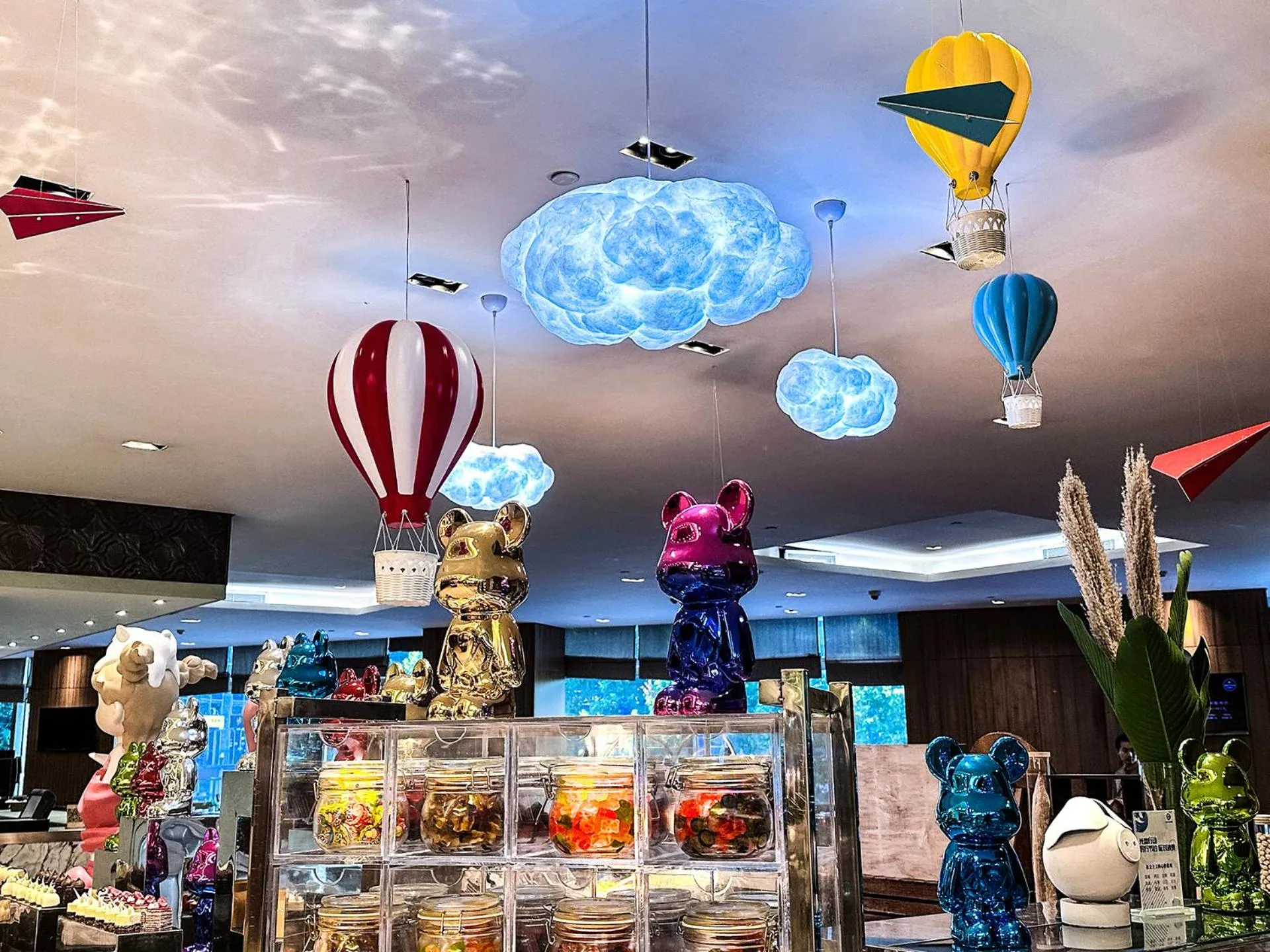 Restaurant/places to eat in Kempinski Hotel Chongqing - Complimentary 500ml Home-Brewed beer voucher upon check-in