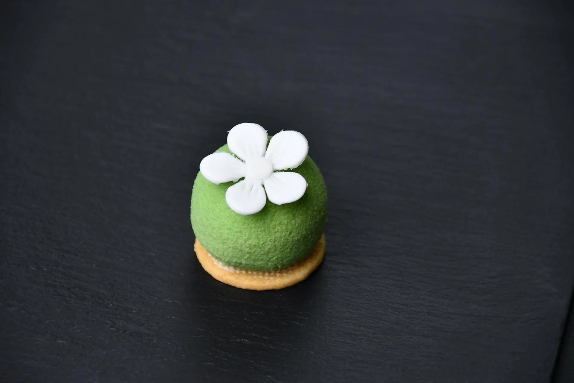 Restaurant/places to eat in Kempinski Hotel Chongqing - Complimentary 500ml Home-Brewed beer voucher upon check-in