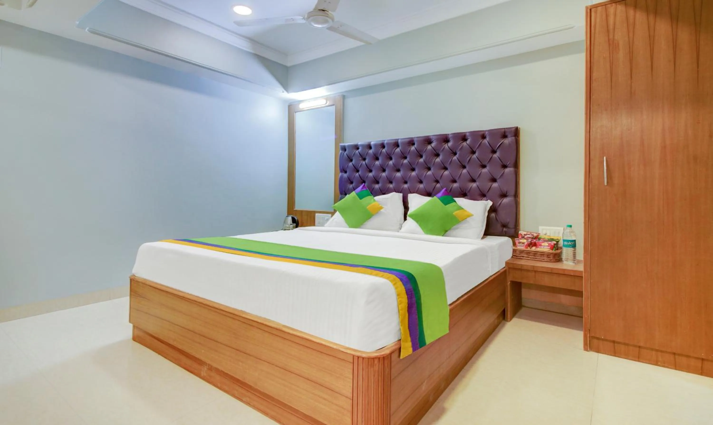 Superior Double Room - single occupancy in Treebo Cruz Royale Santacruz West