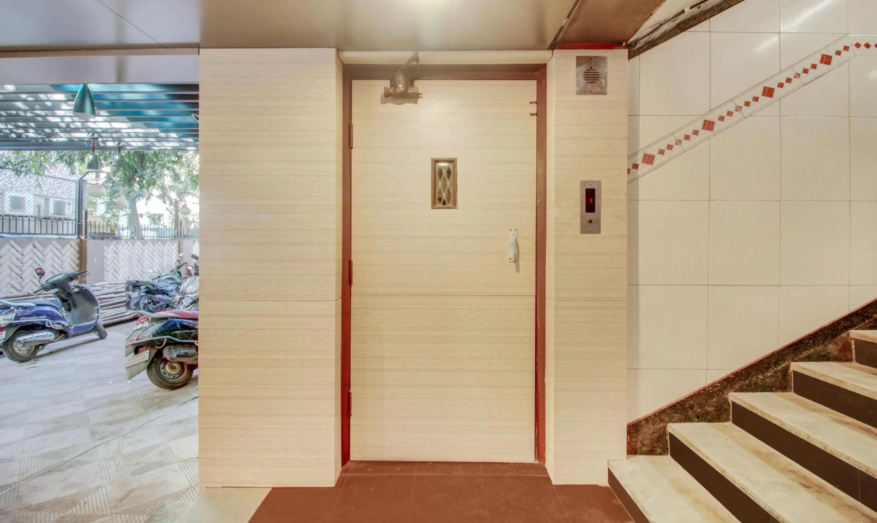 elevator in Treebo Cruz Royale Santacruz West