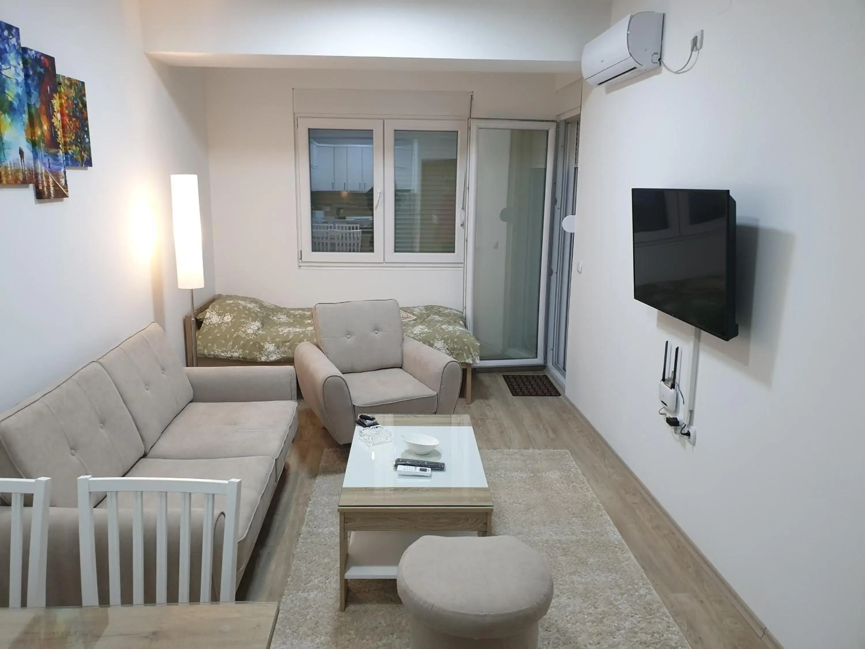 One-Bedroom Apartment - single occupancy in Ivana Apartments One-Bedroom Apartment - single occupancy in Ivana Apartments