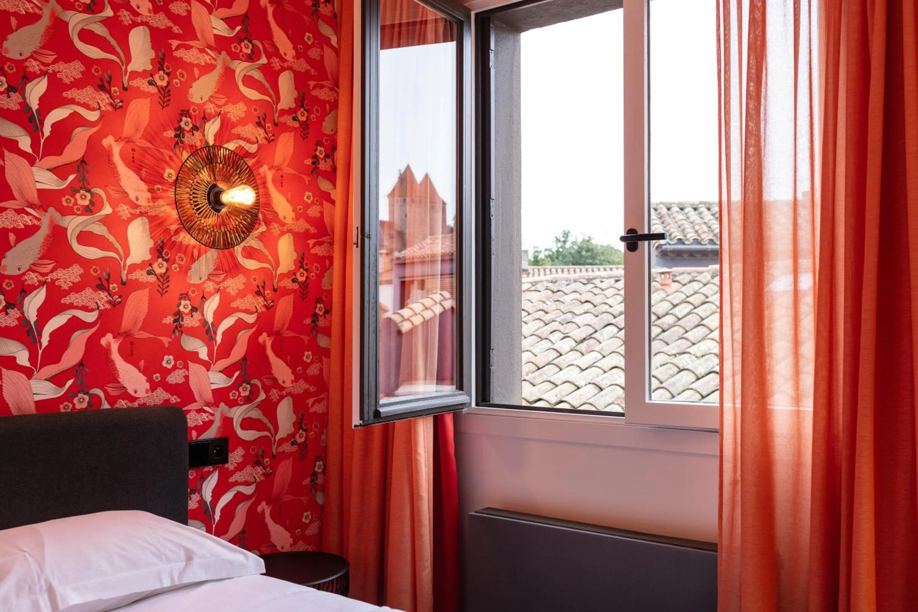 Nearby landmark, Bed in Hôtel De L'octroi