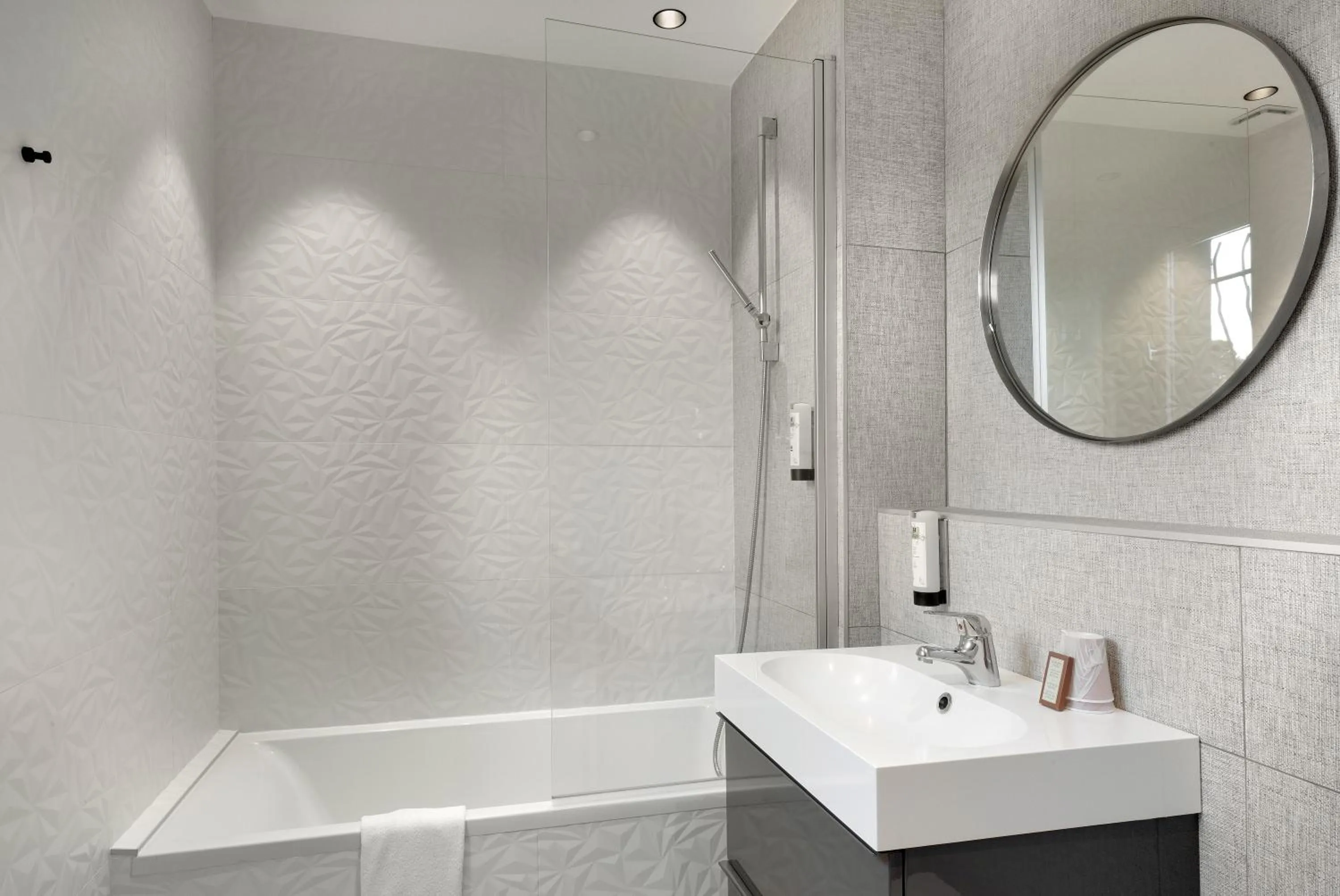 Bathroom in Hôtel De L'octroi