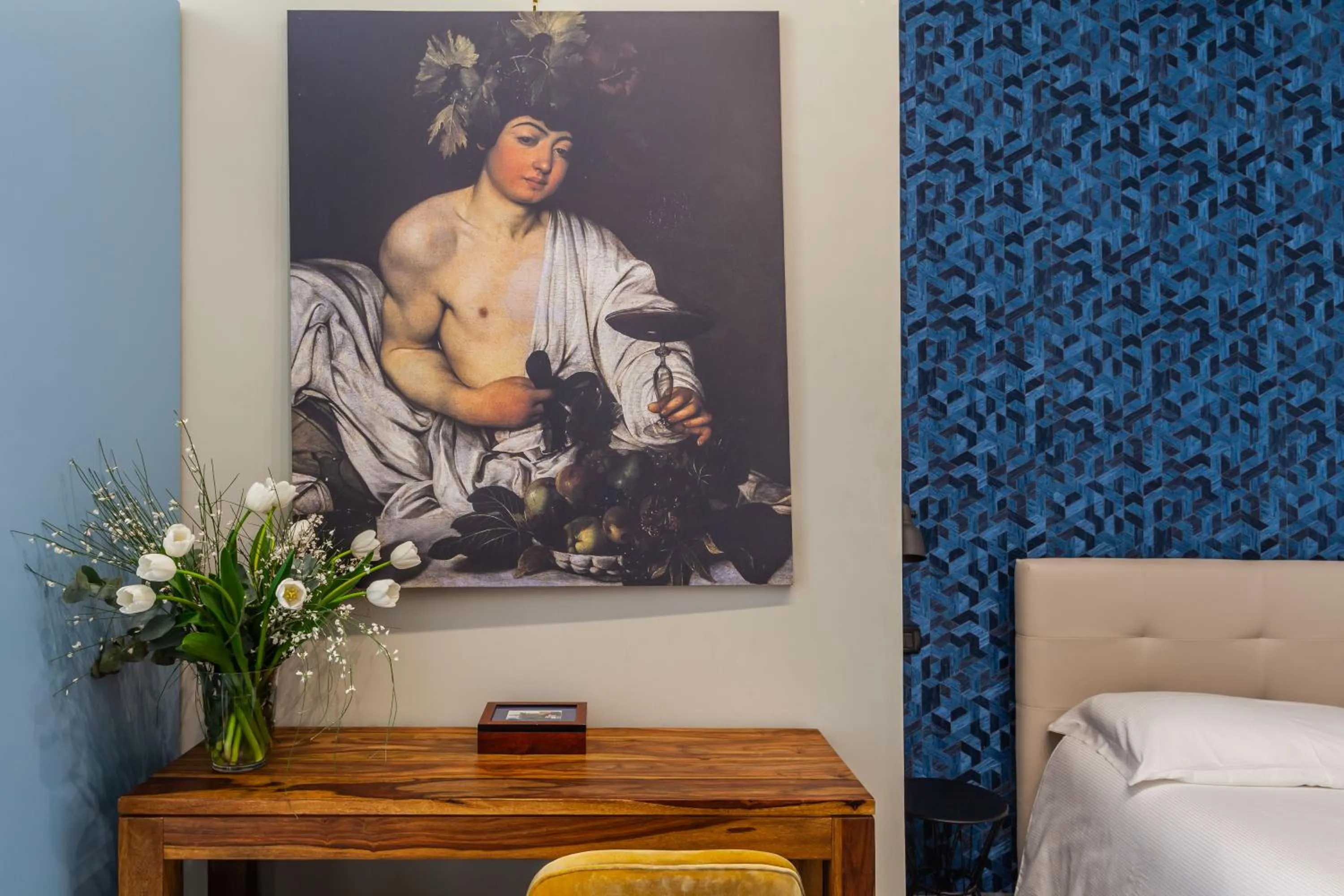 Seating area, Bed in Donna Lena Relais Napoli