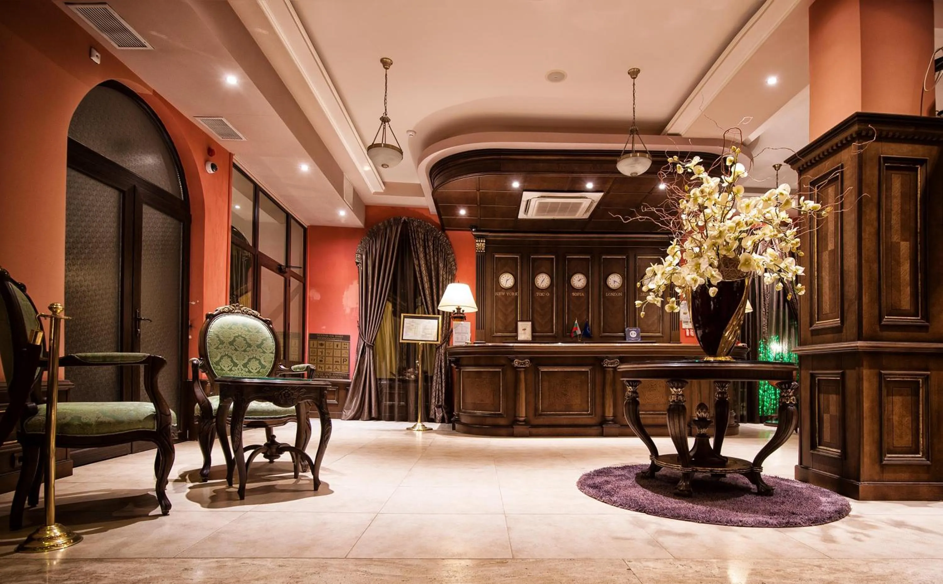 Lobby or reception in Hotel Chinar
