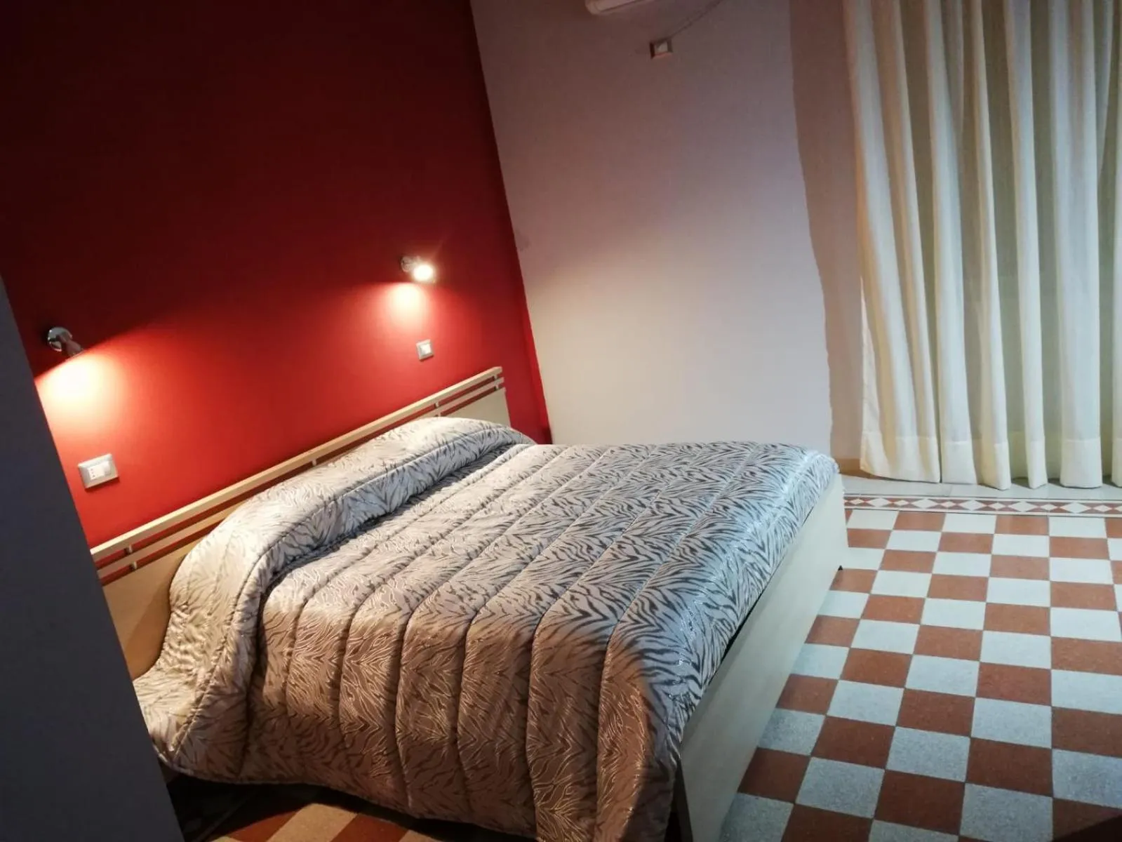 Bed in B&B Enjoy Ercolano