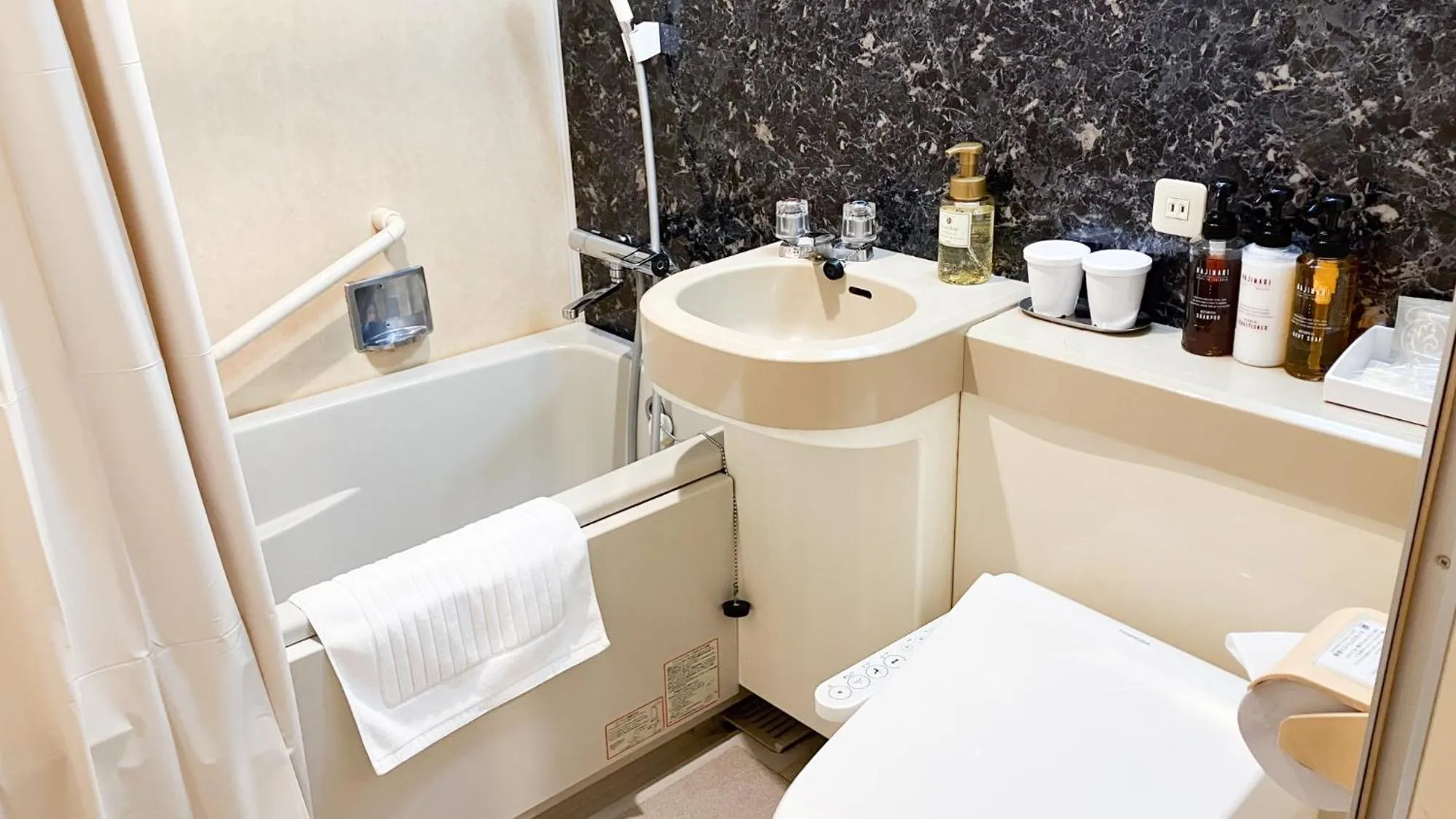 HOTEL LiVEMAX BUDGET Shinbashi