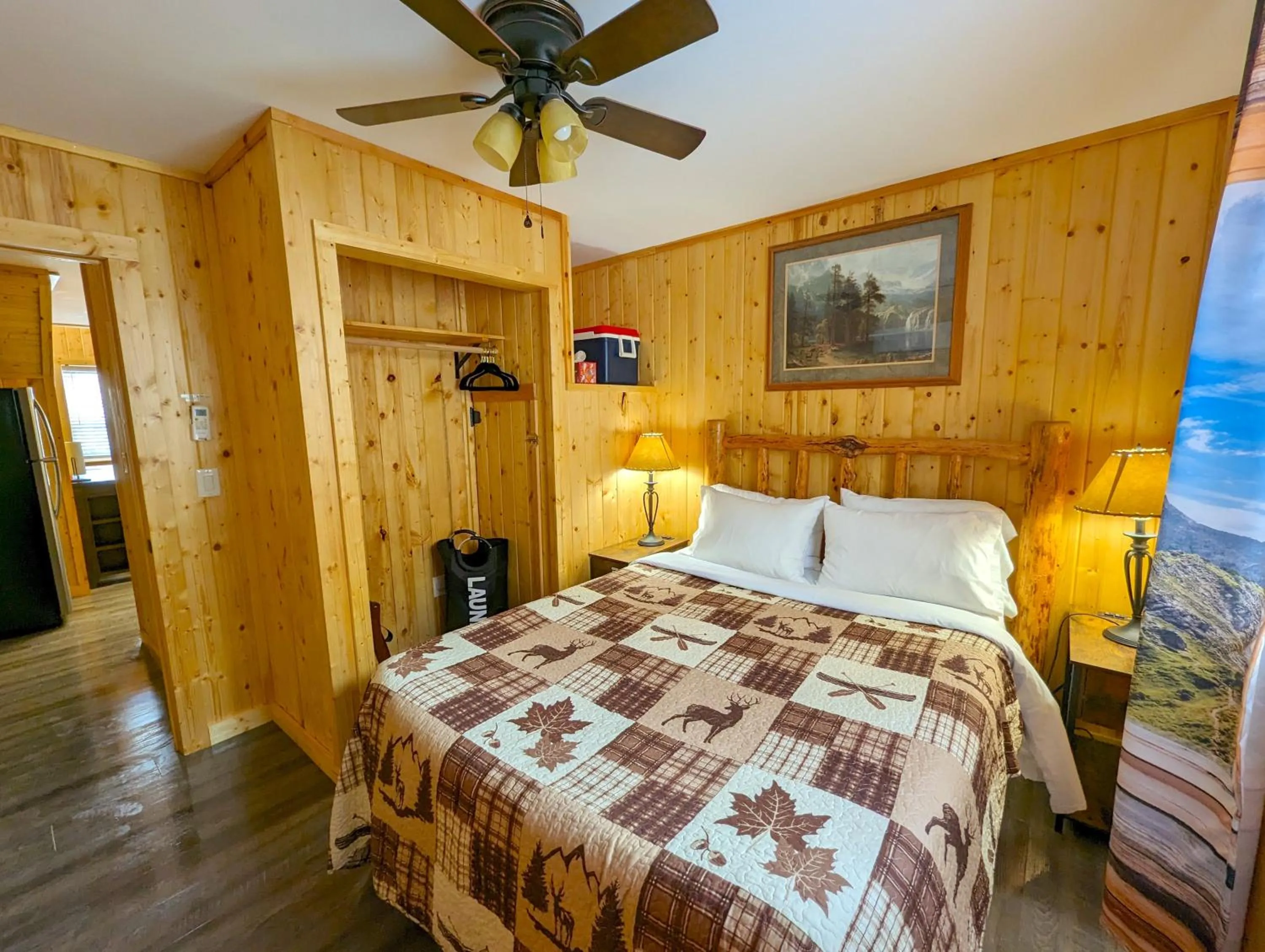 Bed in Yellowstone's Treasure Cabins
