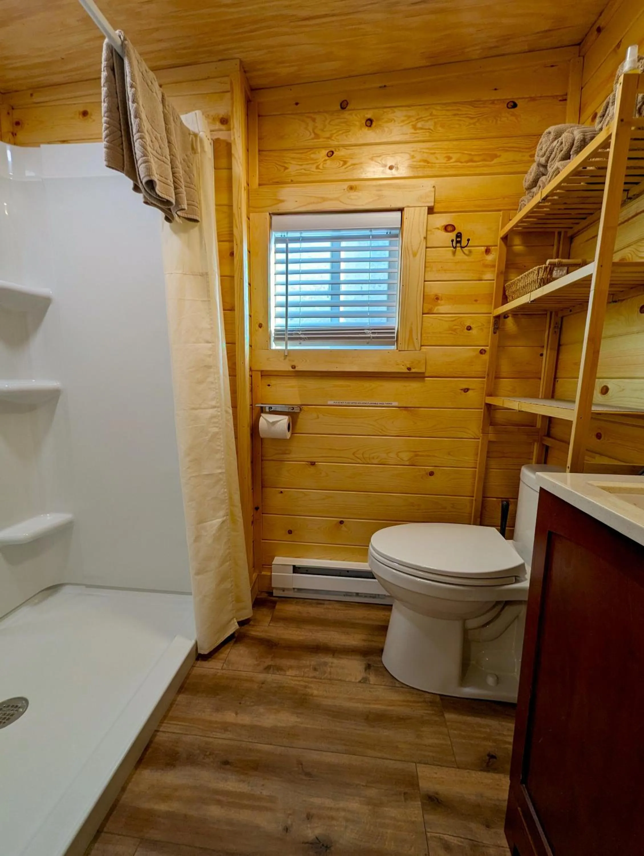 Yellowstone's Treasure Cabins