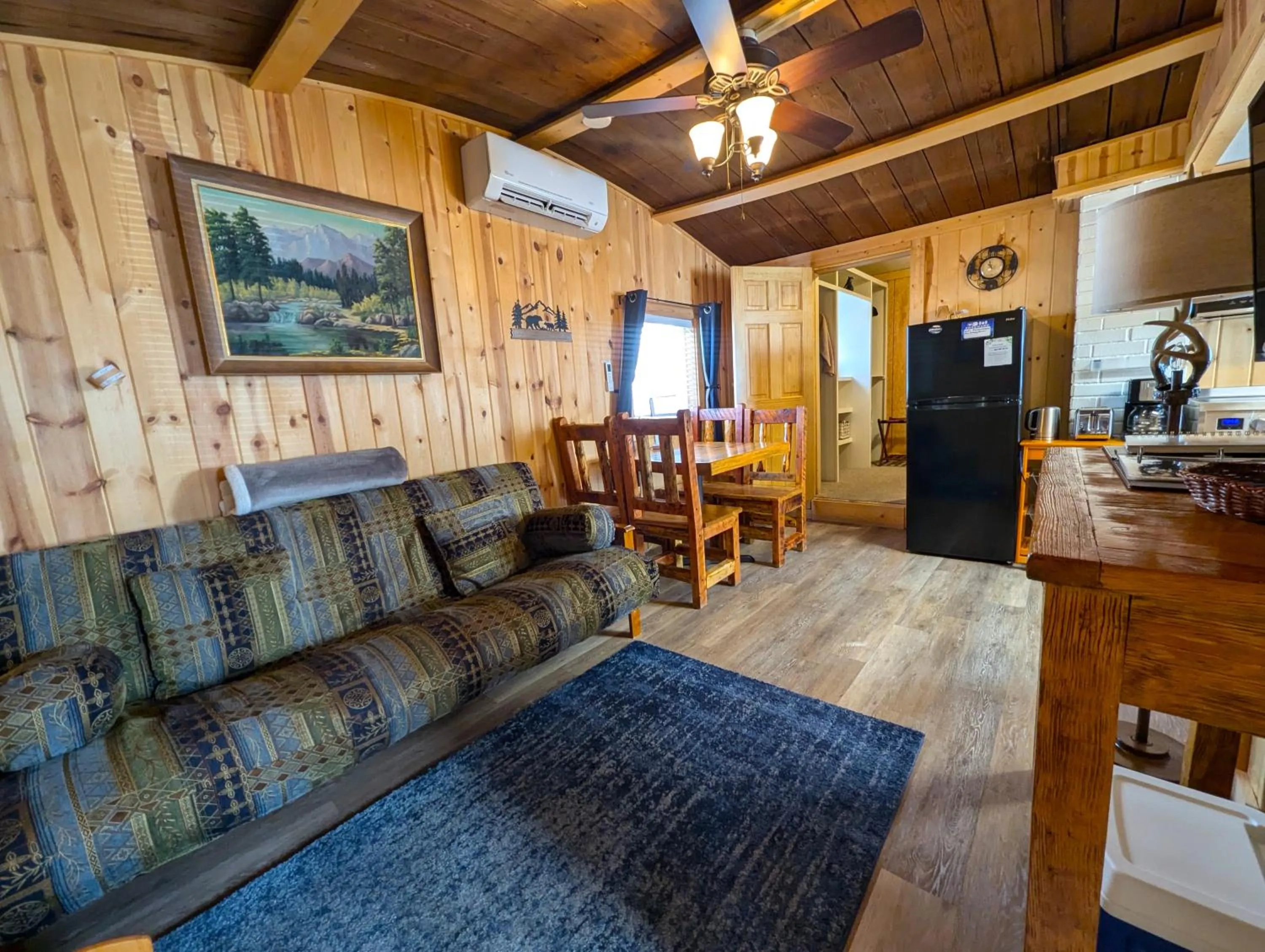 Yellowstone's Treasure Cabins