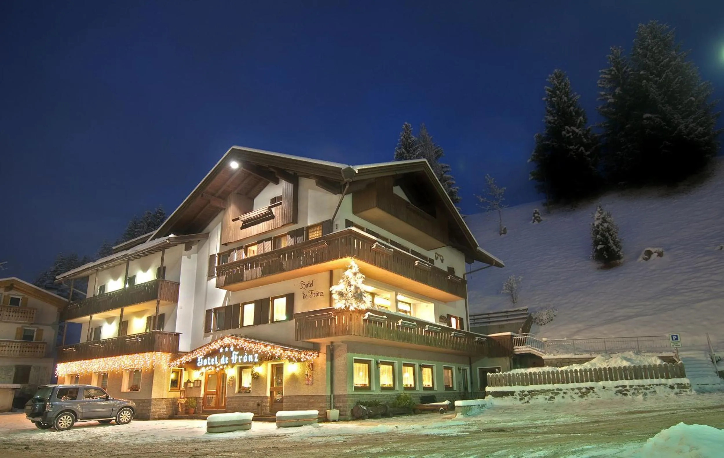 Facade/entrance in Hotel De Fronz