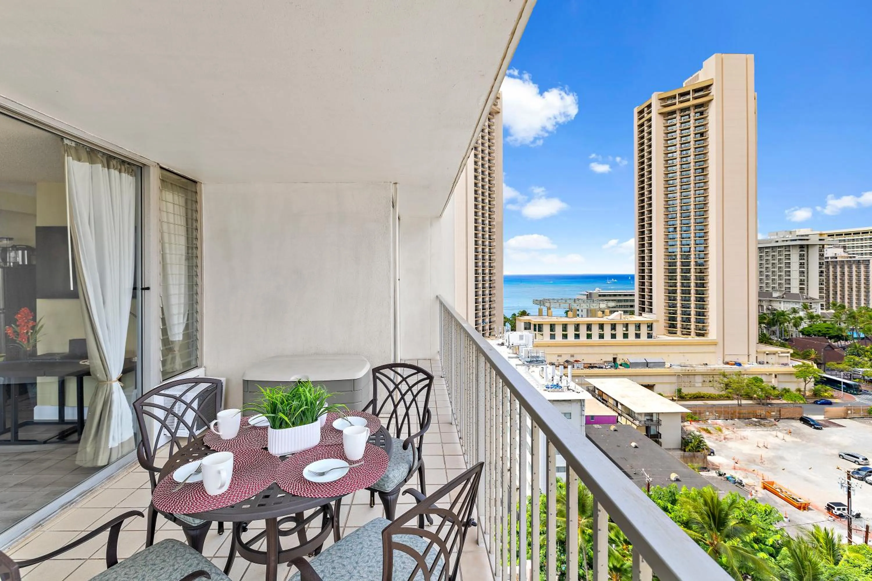 Balcony/Terrace in Pacific Monarch - 1 BR - Ocean and City Views!