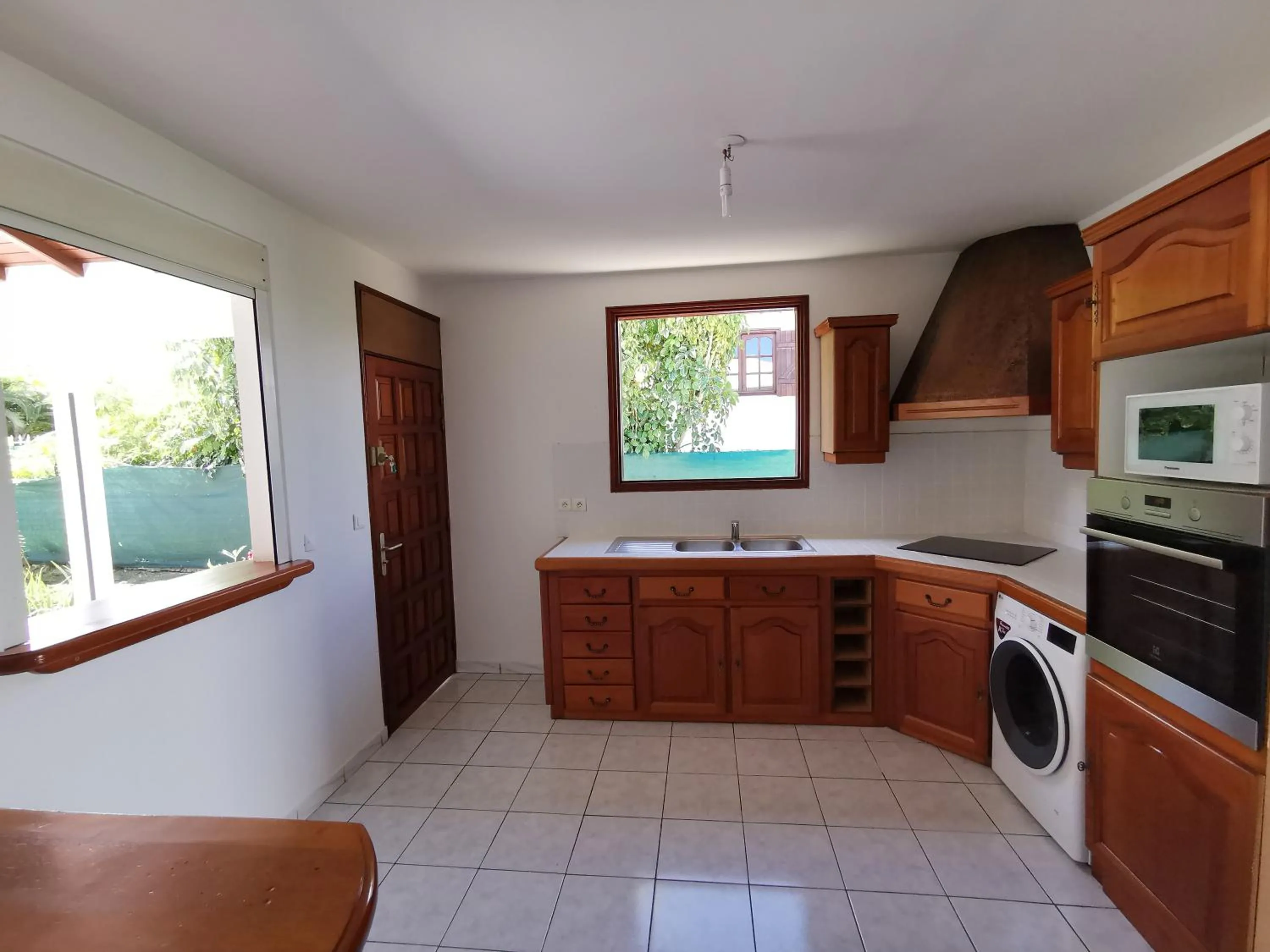 kitchen in Villa les Lataniers St-Francois