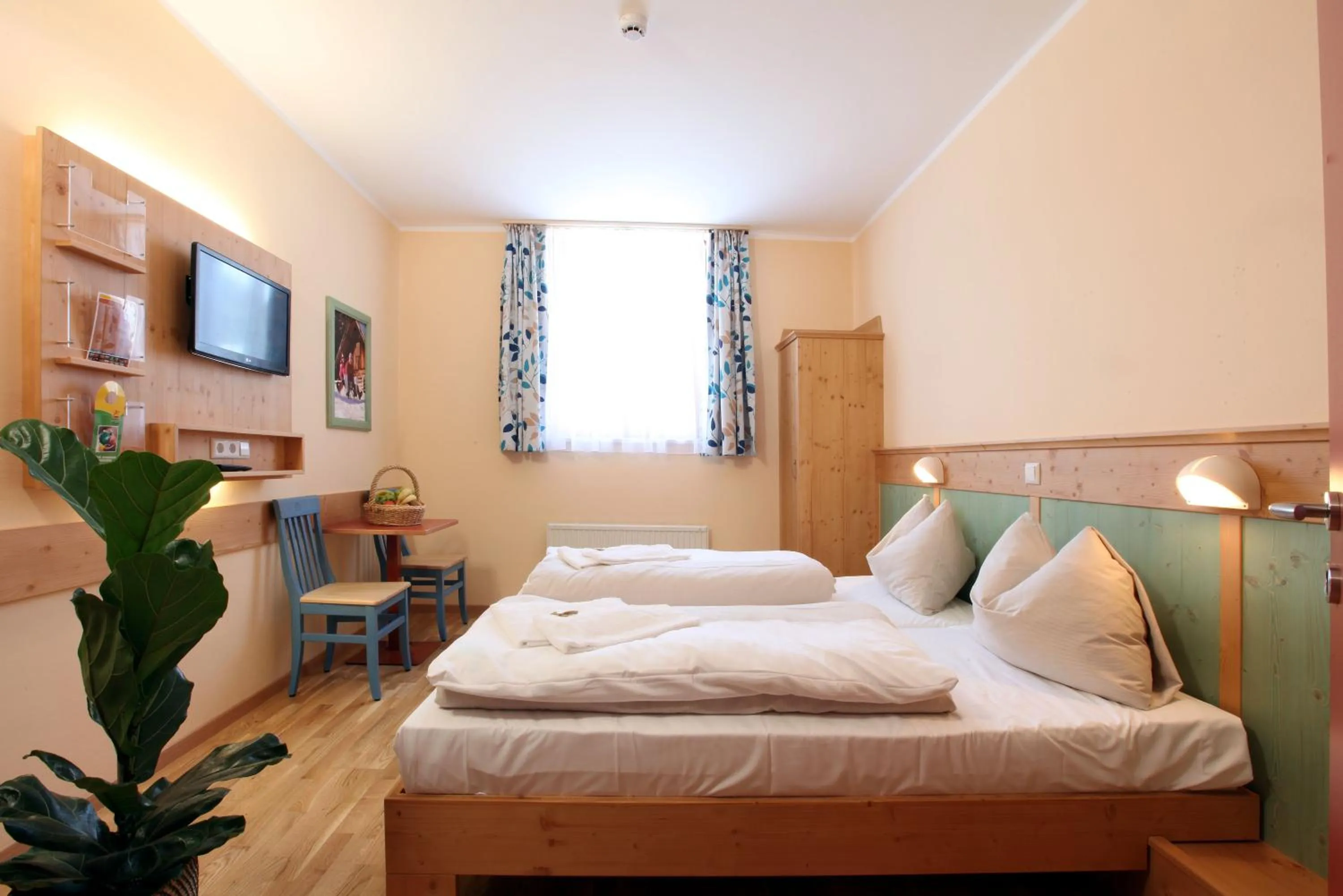 Bed in JUFA Hotel St Michael im Lungau