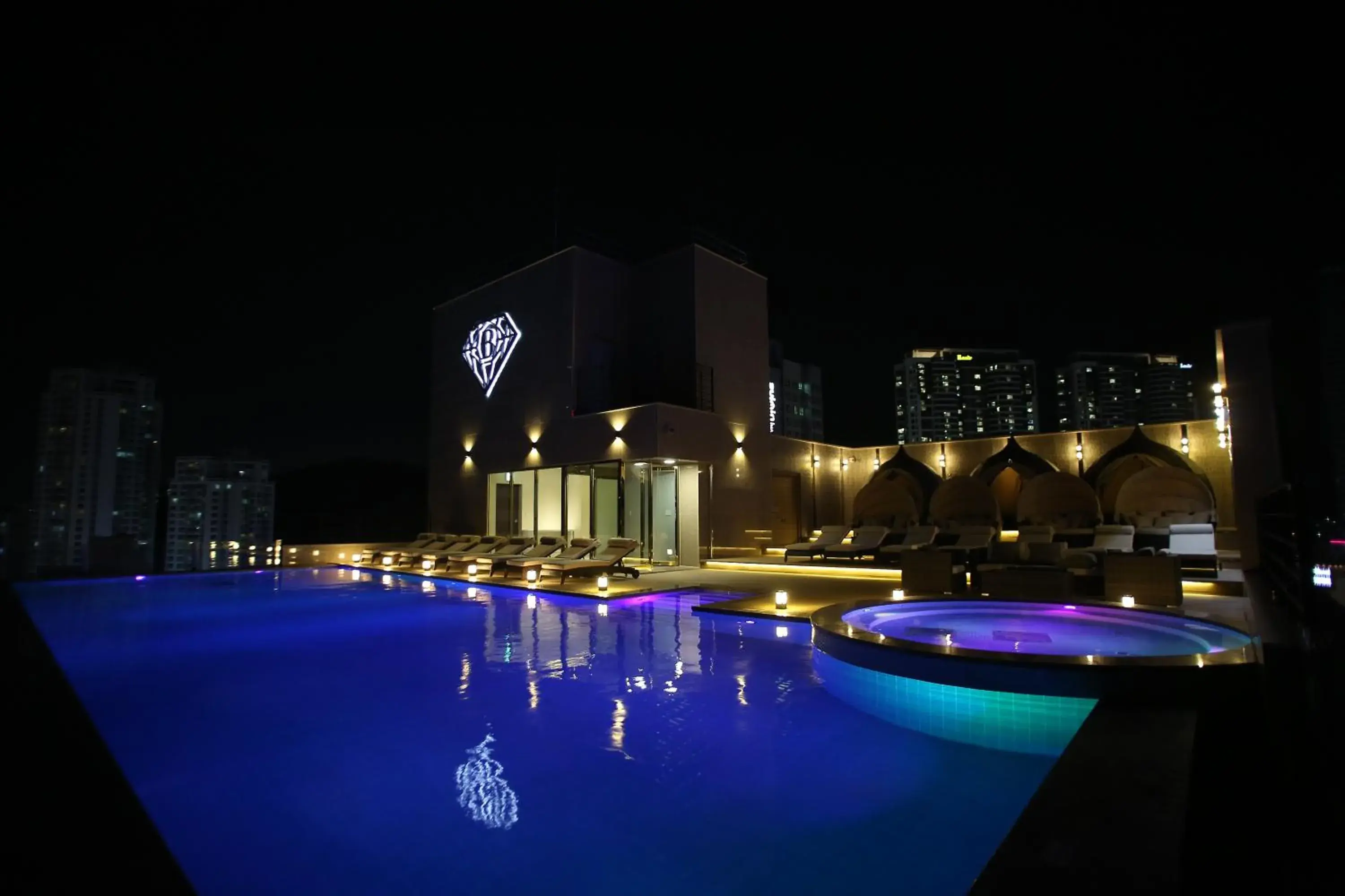 Baymond Hotel Baymond Hotel