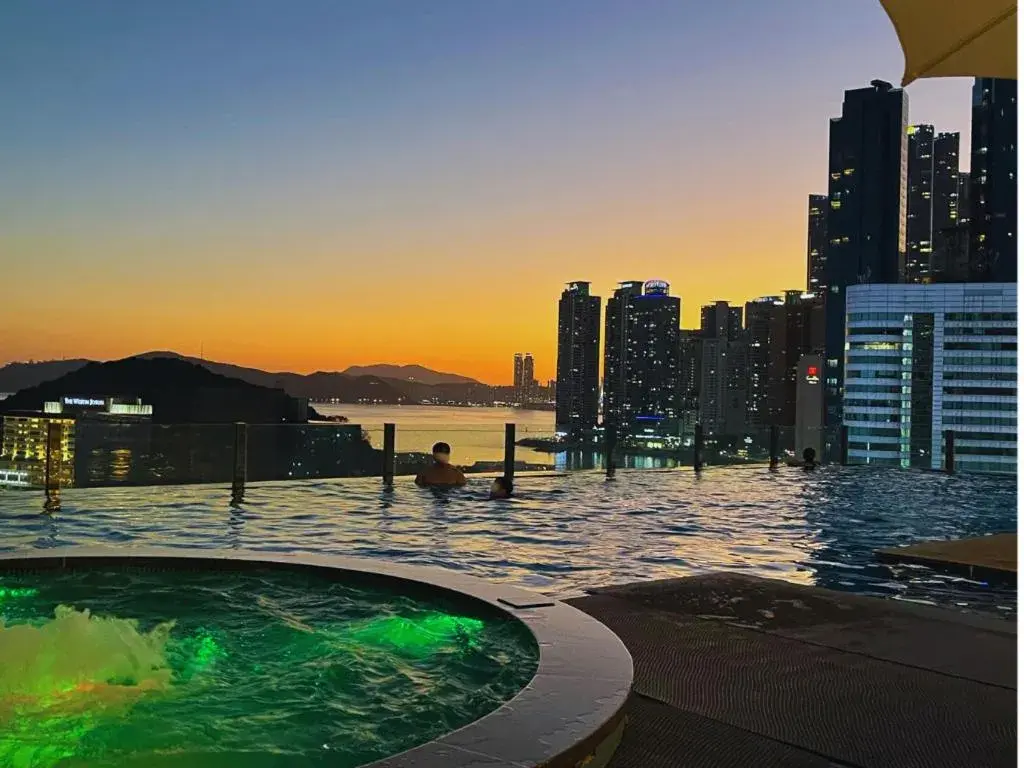 Baymond Hotel Baymond Hotel