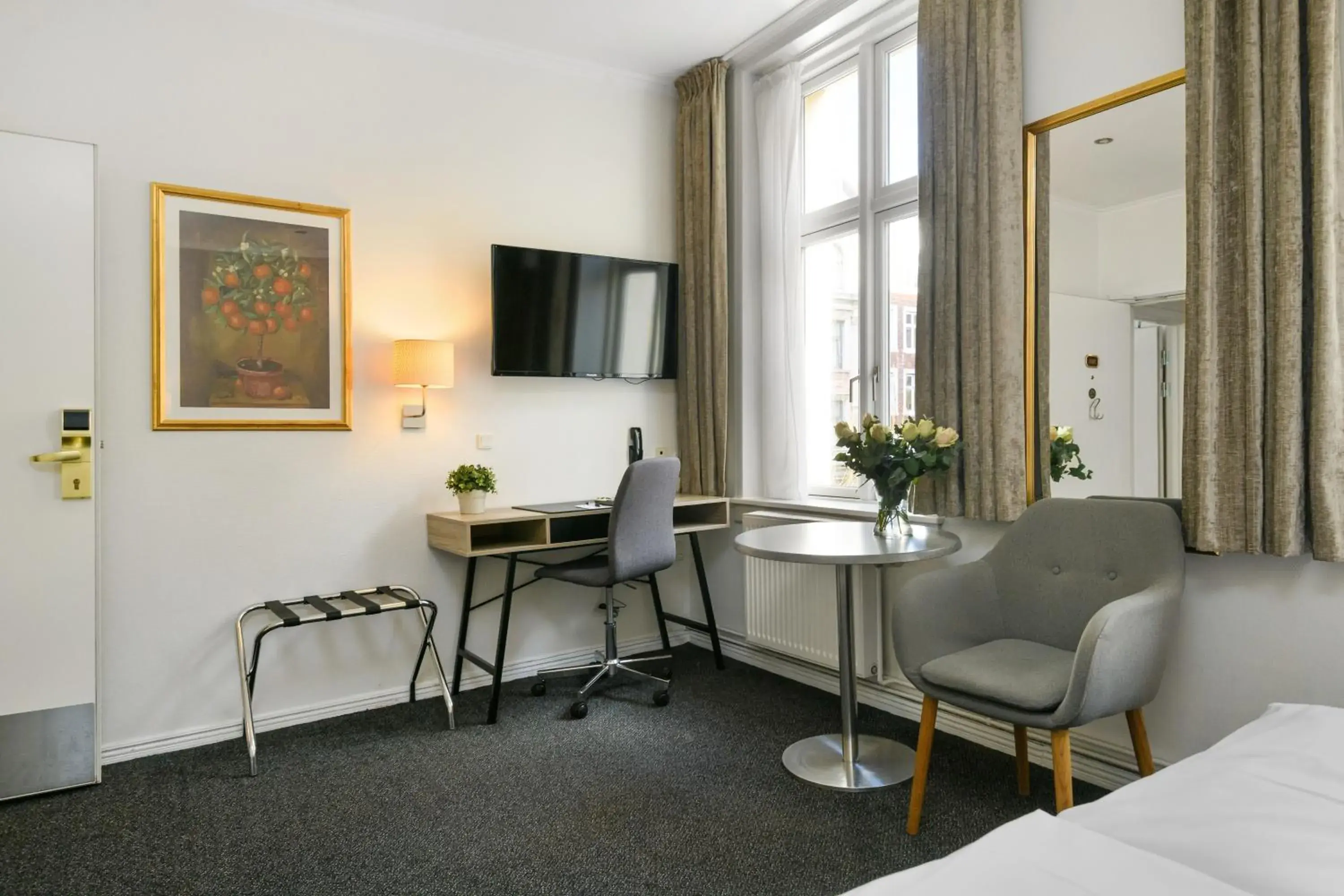 furniture, Bed in Hotel Tiffany furniture, Bed in Hotel Tiffany