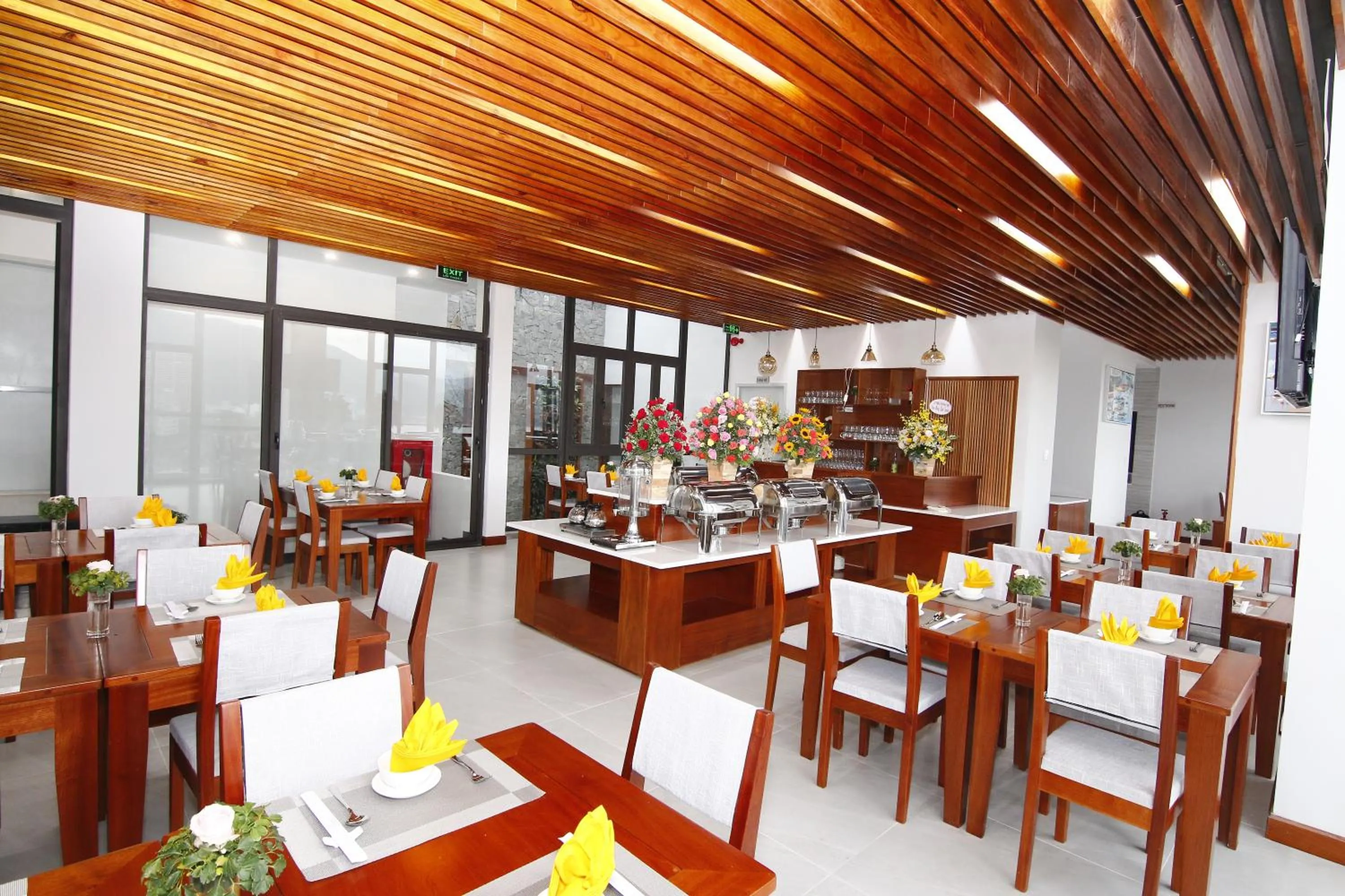 Restaurant/places to eat in MENTO HOTEL QUY NHƠN