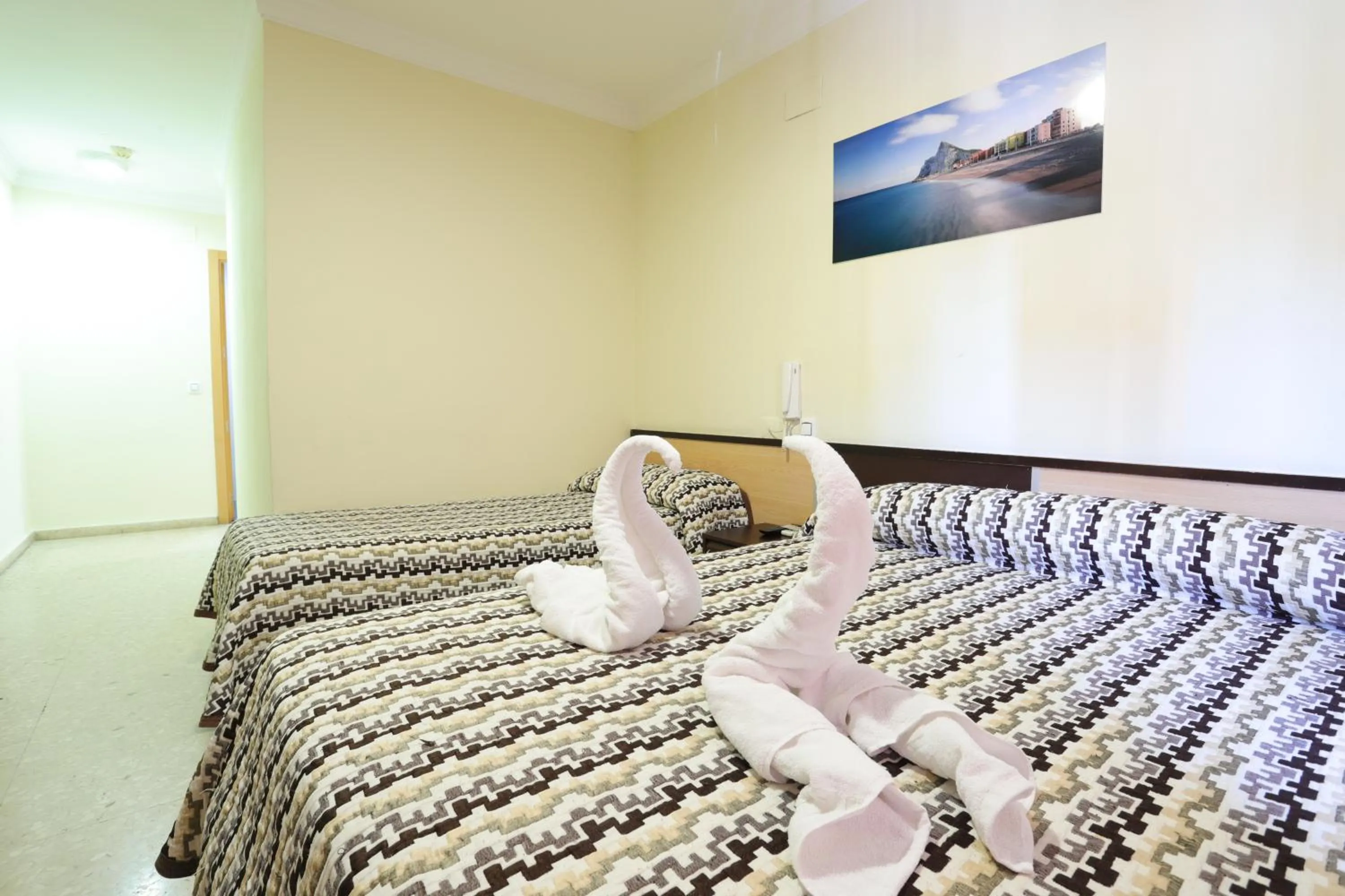 Bed in Hostal la Campana