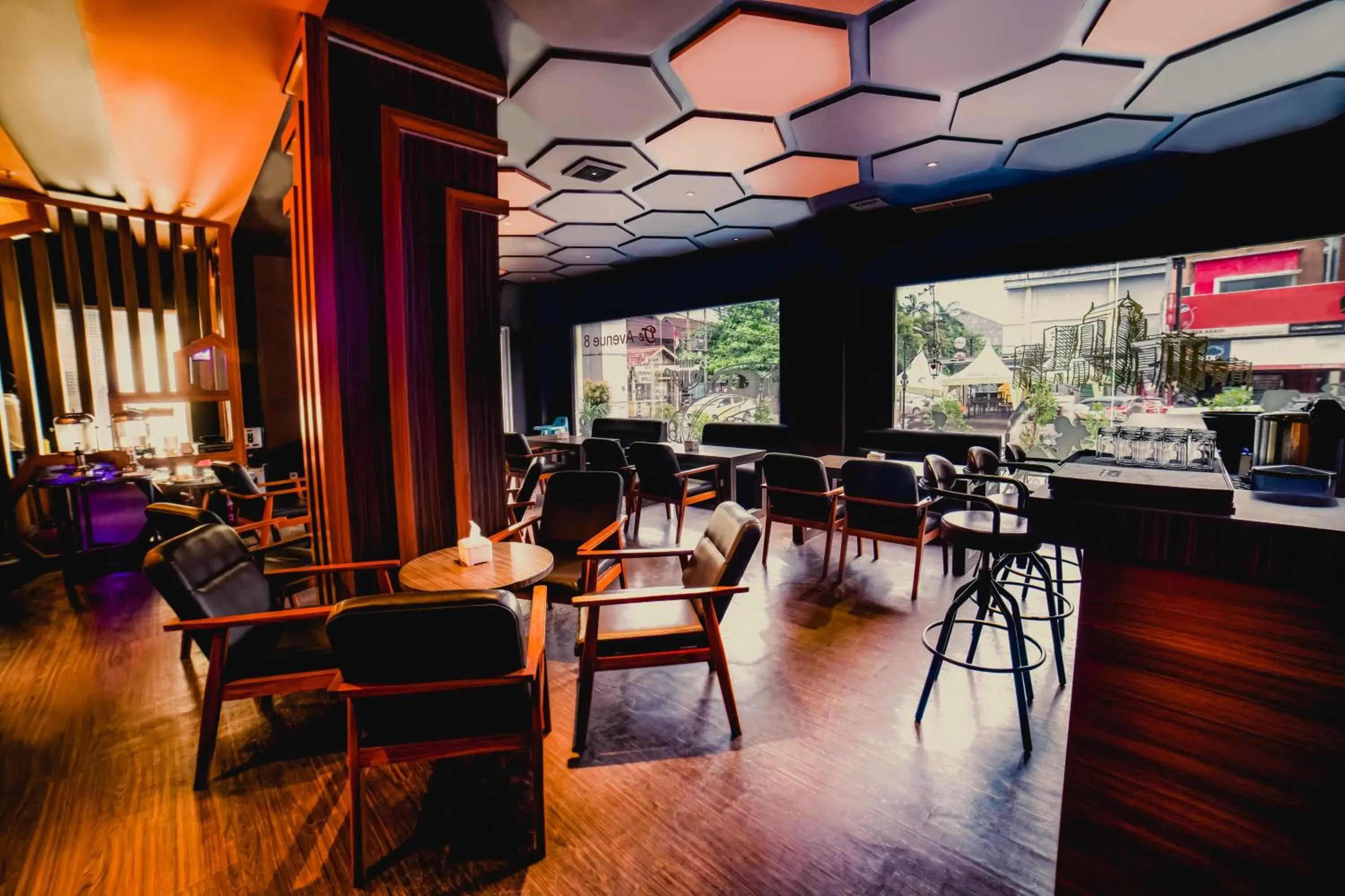 Restaurant/places to eat in Zoom Hotel Mulawarman Restaurant/places to eat in Zoom Hotel Mulawarman