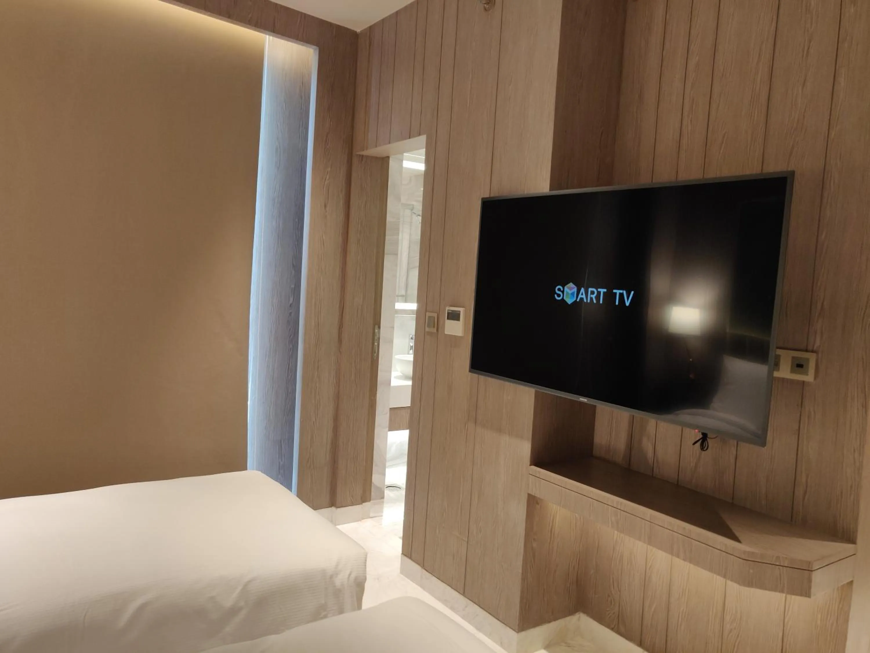 TV and multimedia, Bed in Vividus
