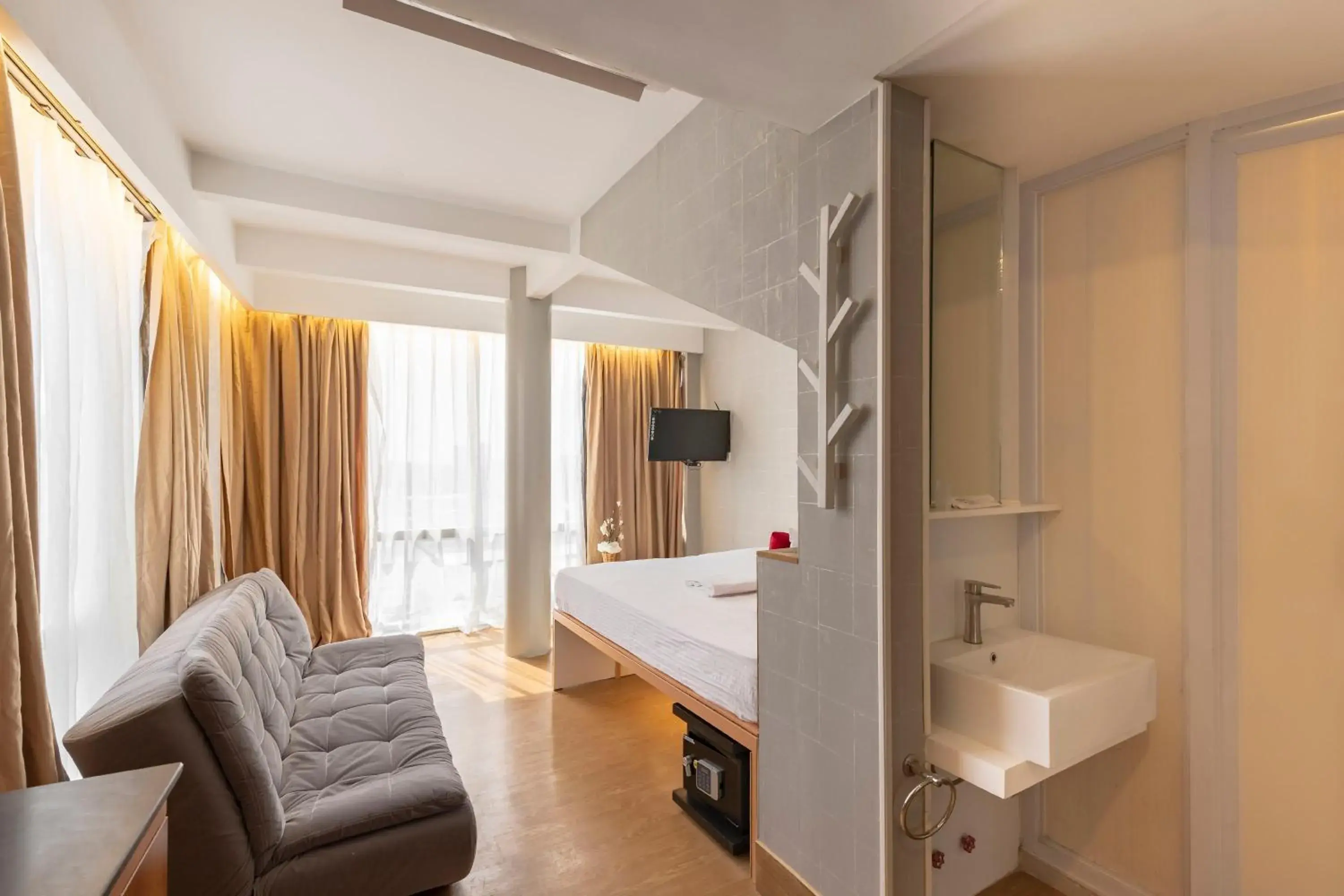 Bed in Selah Pods Hotel Manila Bed in Selah Pods Hotel Manila