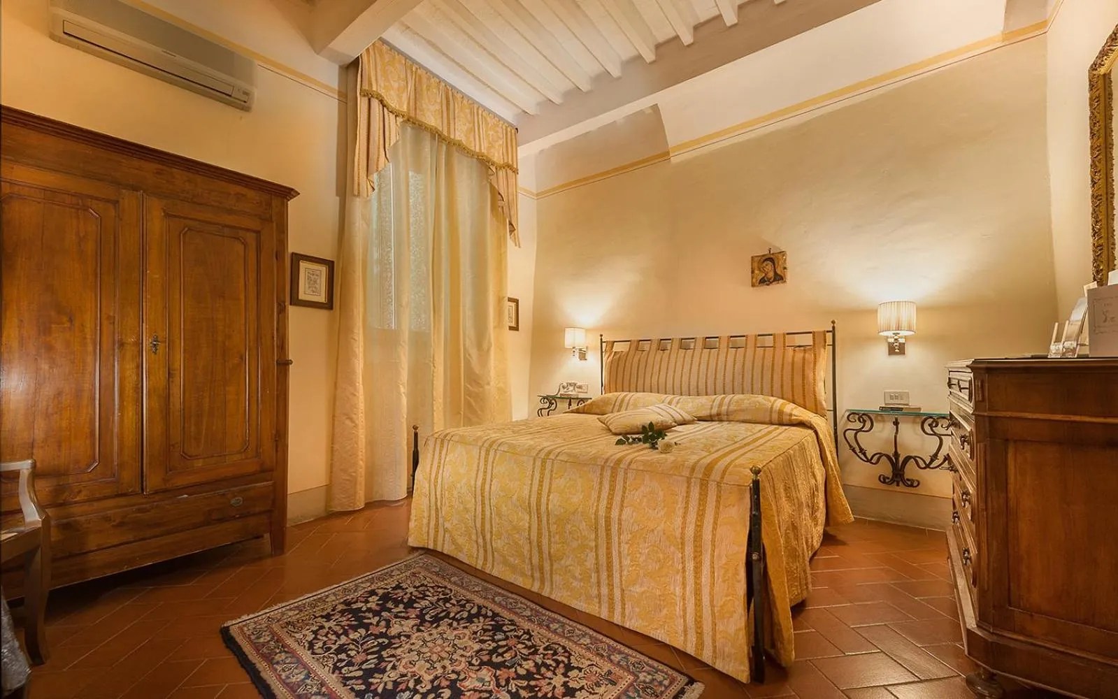 Bed in B&B Piccolo Hotel