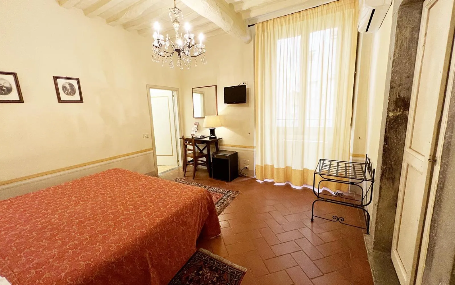 Bedroom, Bed in B&B Piccolo Hotel